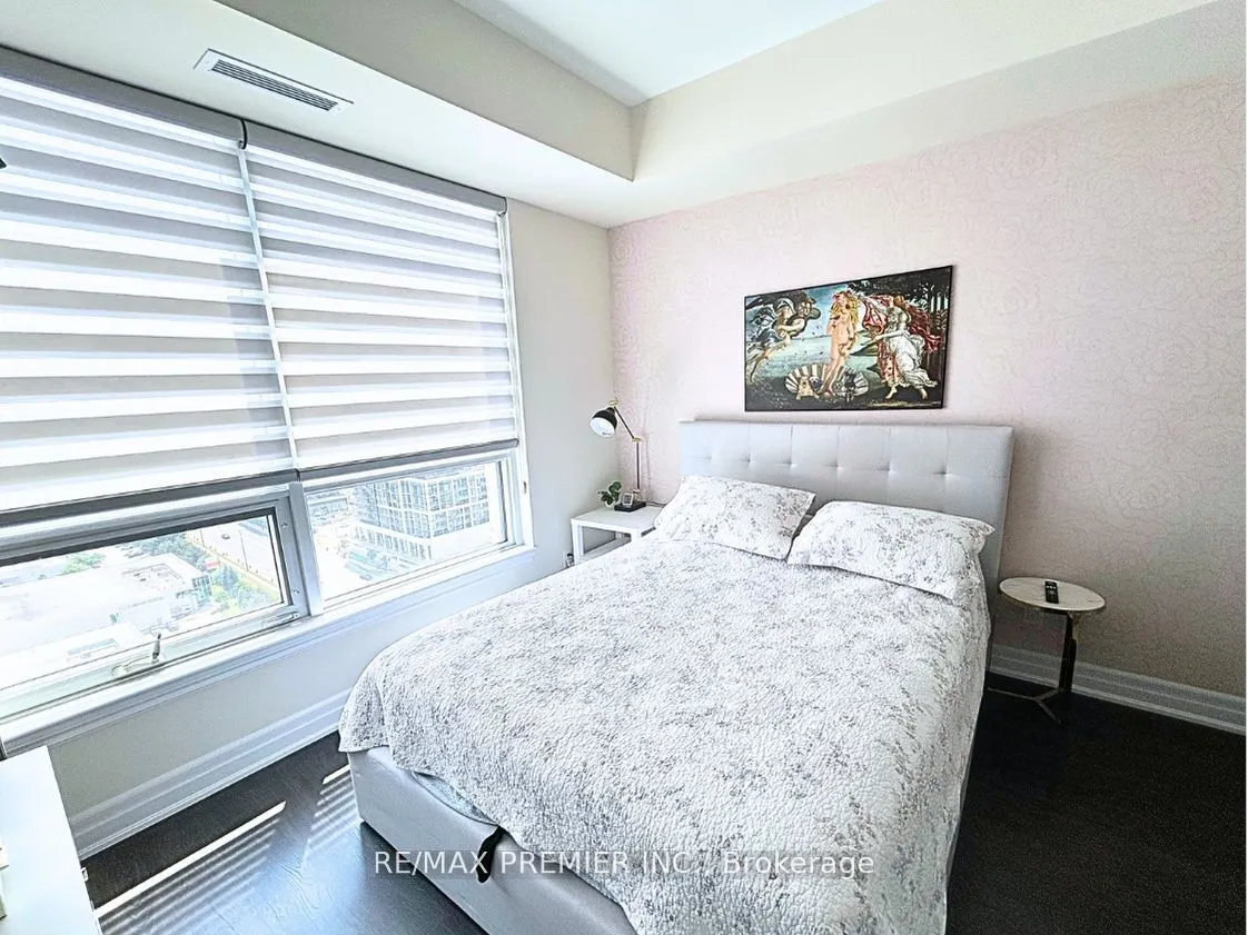 9075 Jane Street, #2107