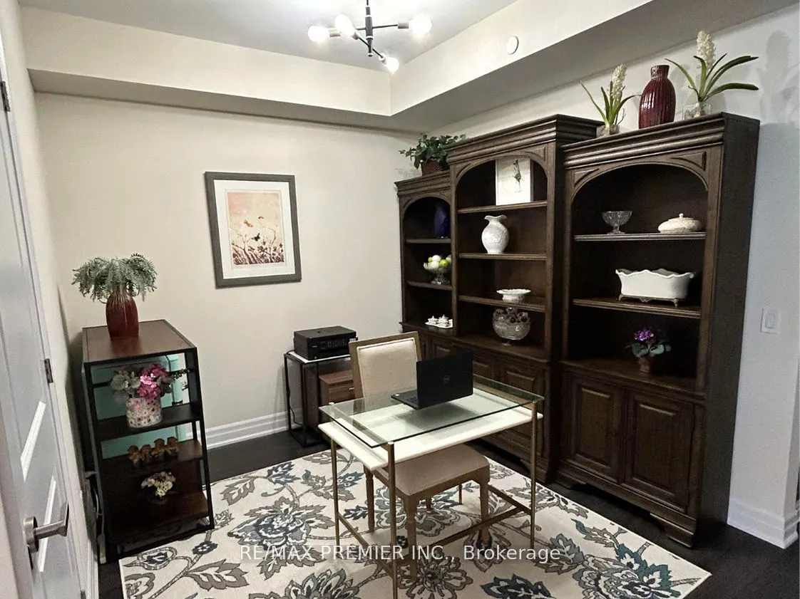 9075 Jane Street, #2107