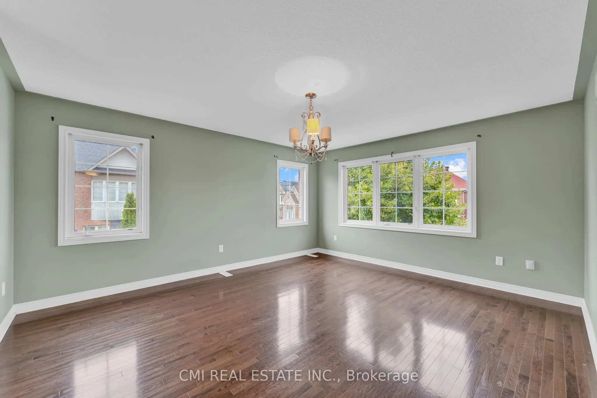 32 Hislop Drive