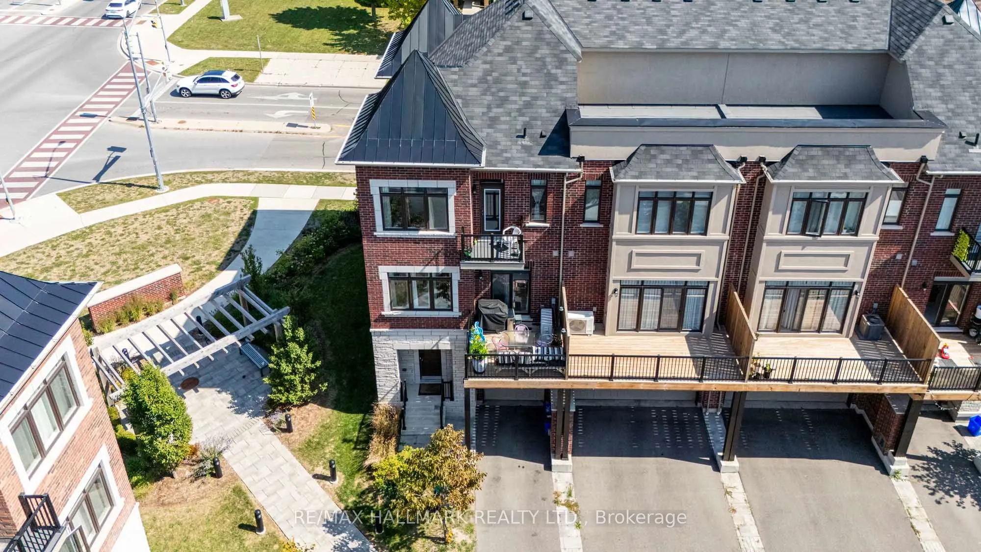 18 John Greene Lane