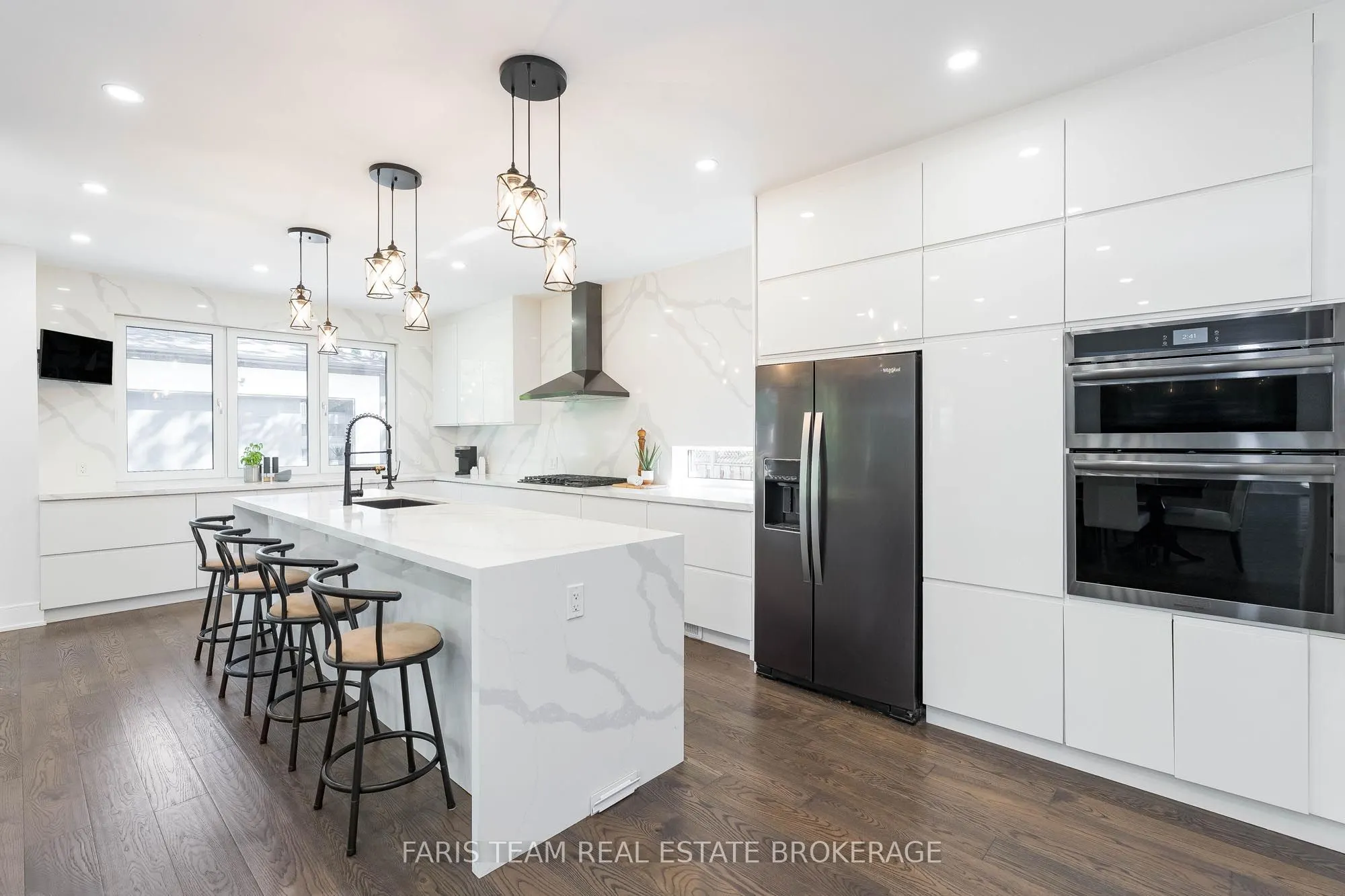 3951 Alberta Avenue