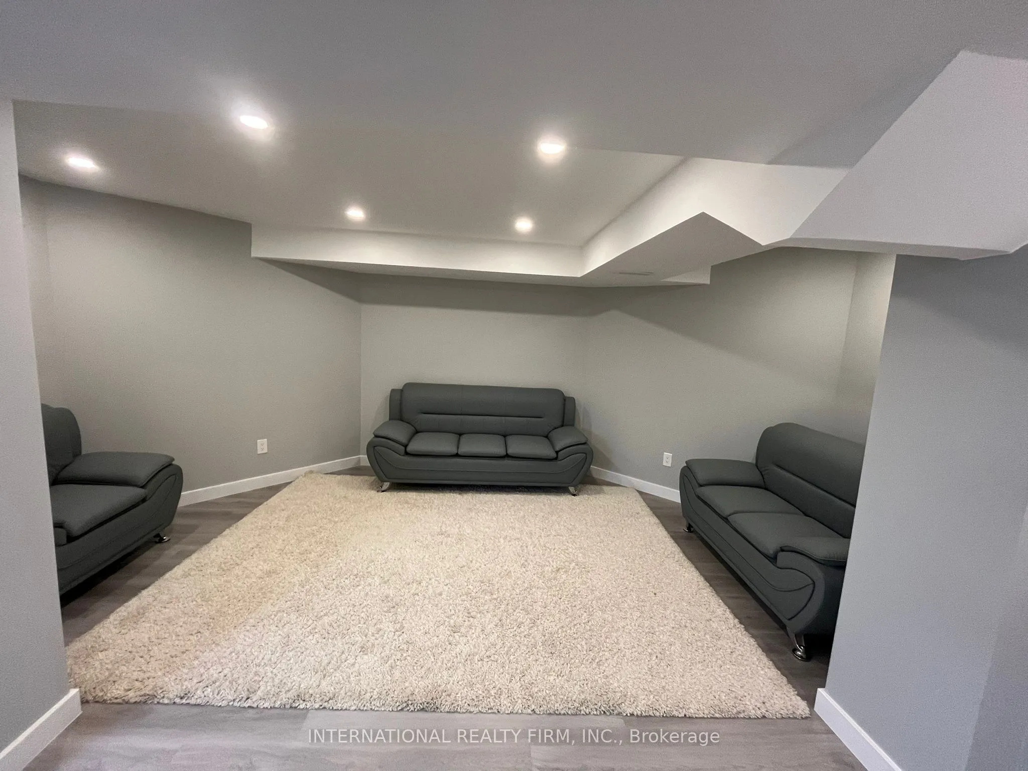 188 Mccaffrey Drive, #basement