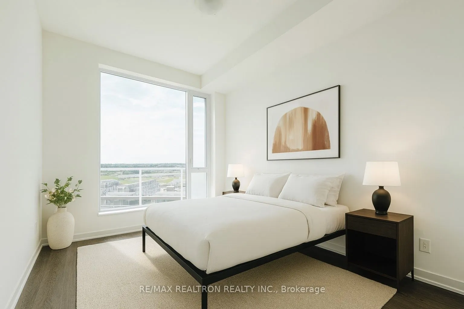 6 David Eyer Road E, #PH 913