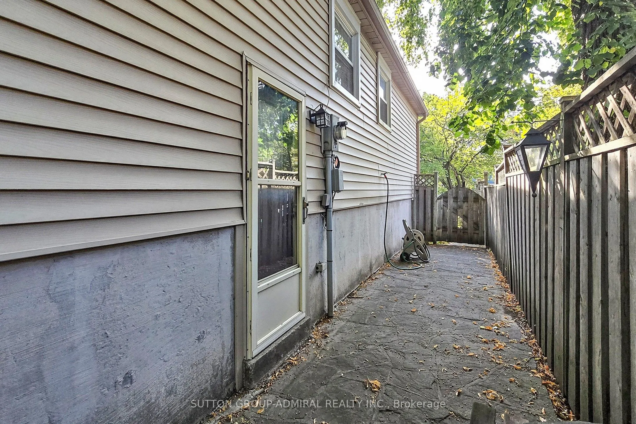46 Merrylynn Drive