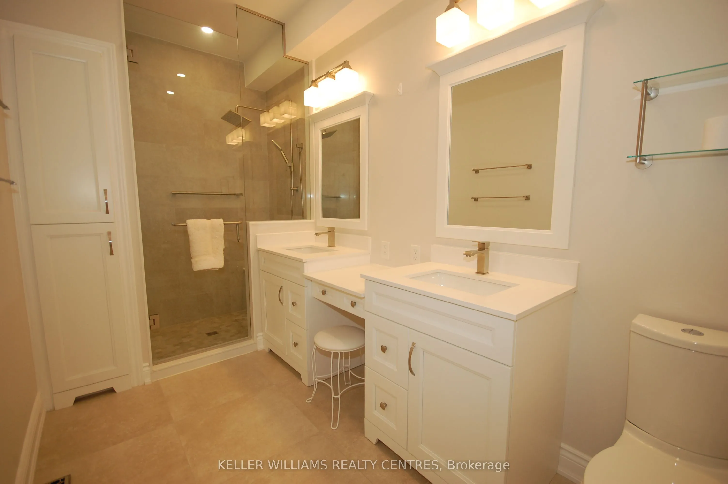 470 Falconwood Hollow W, #16
