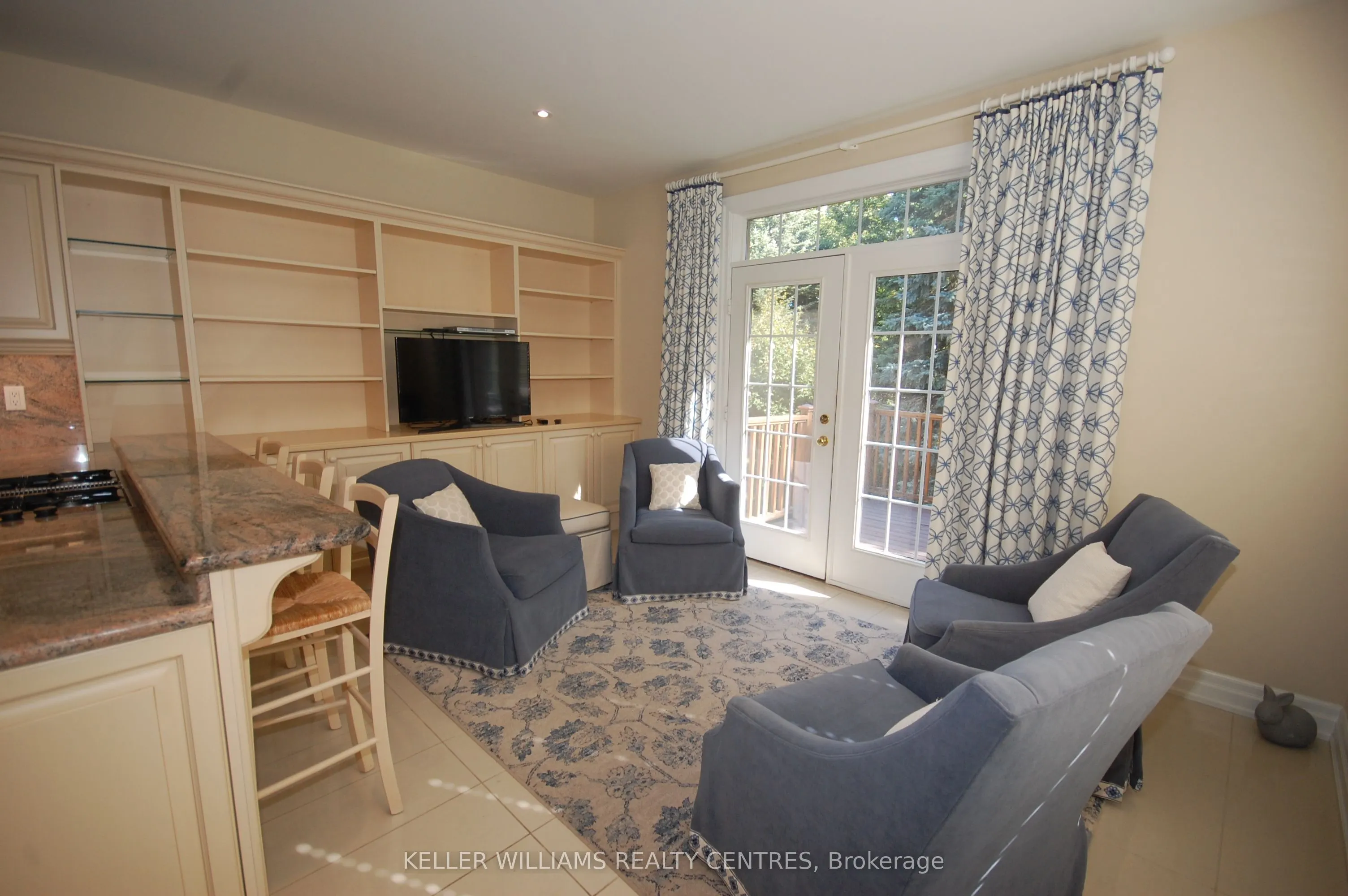 470 Falconwood Hollow W, #16