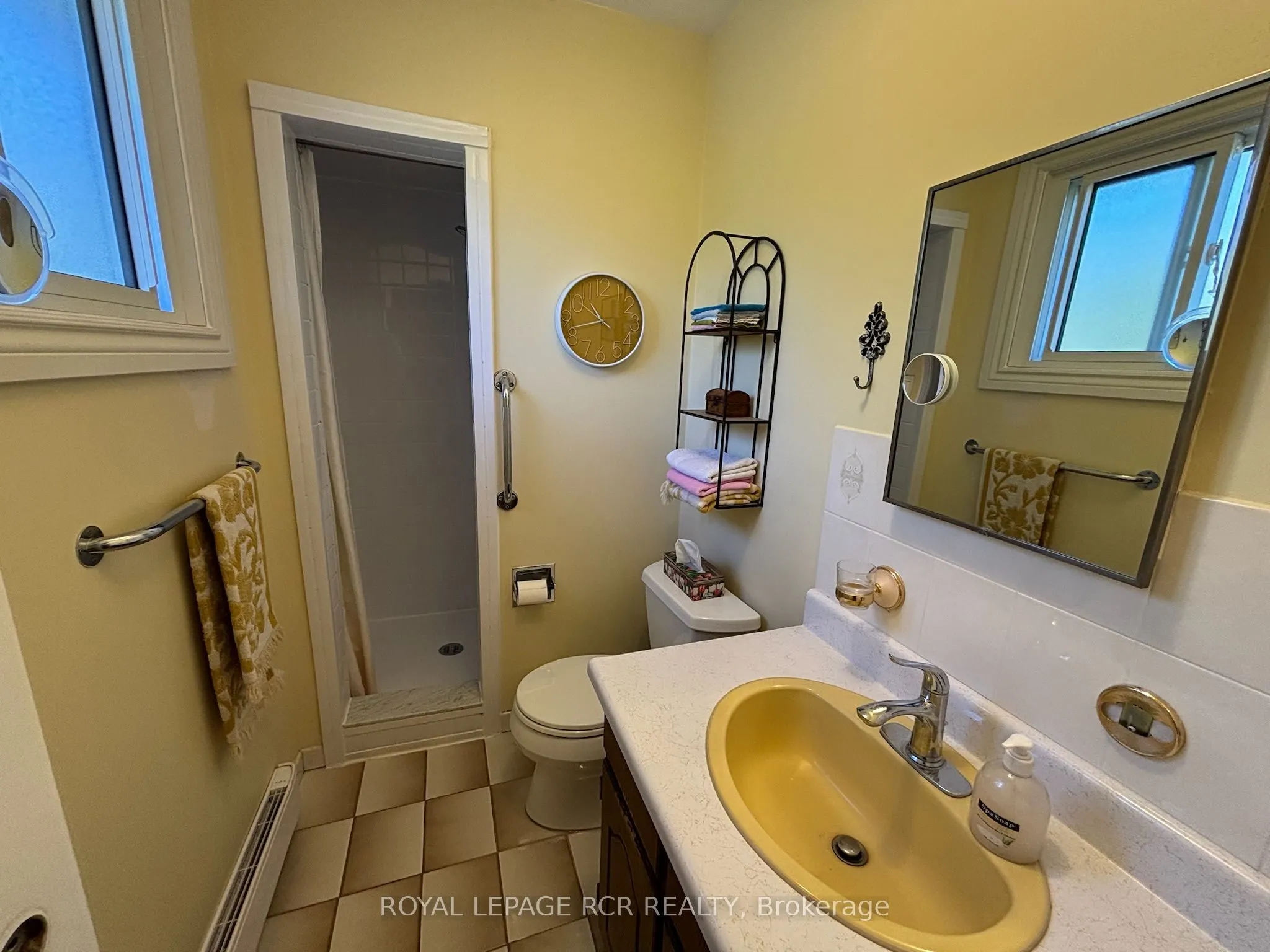 1049 Elgin Street