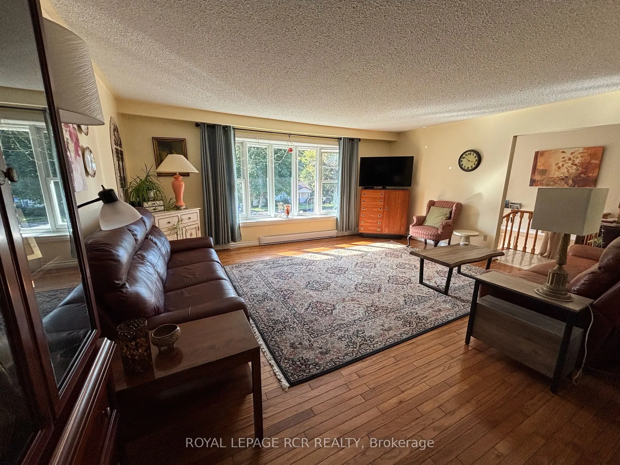 1049 Elgin Street