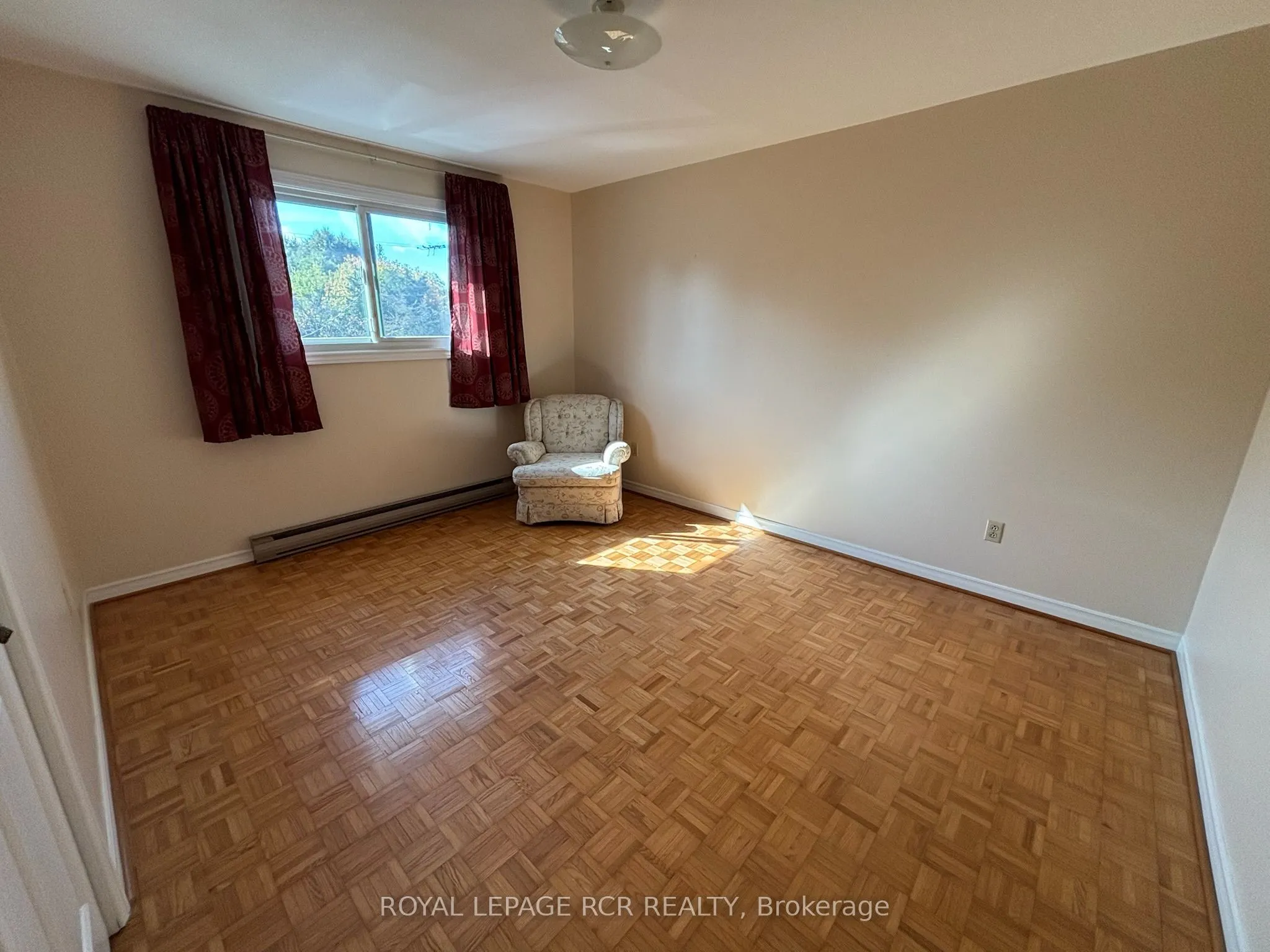 1049 Elgin Street