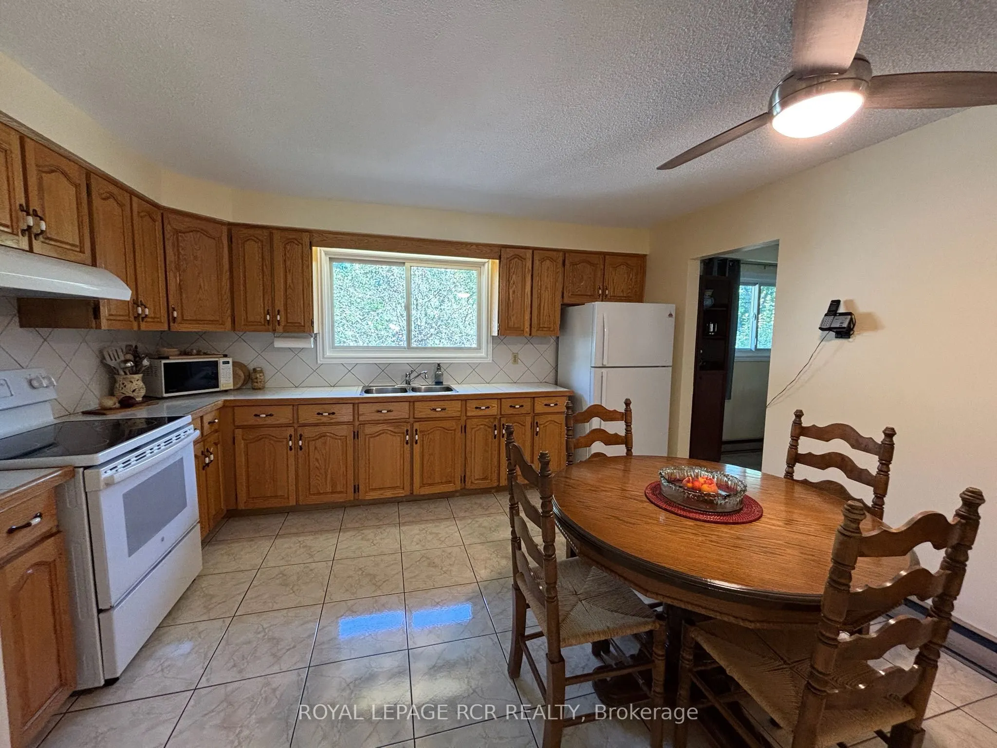 1049 Elgin Street