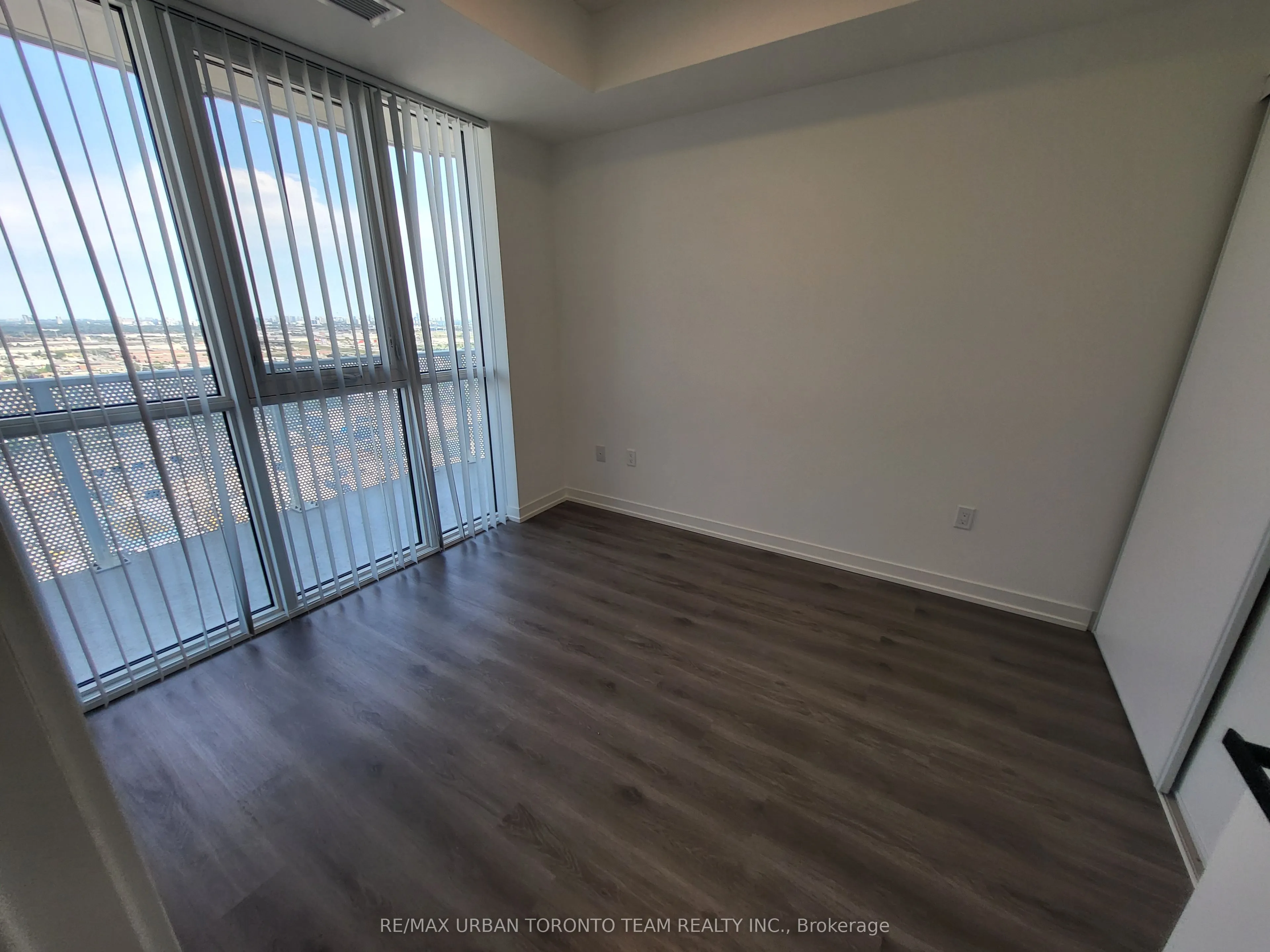 28 Interchange Way, #3609