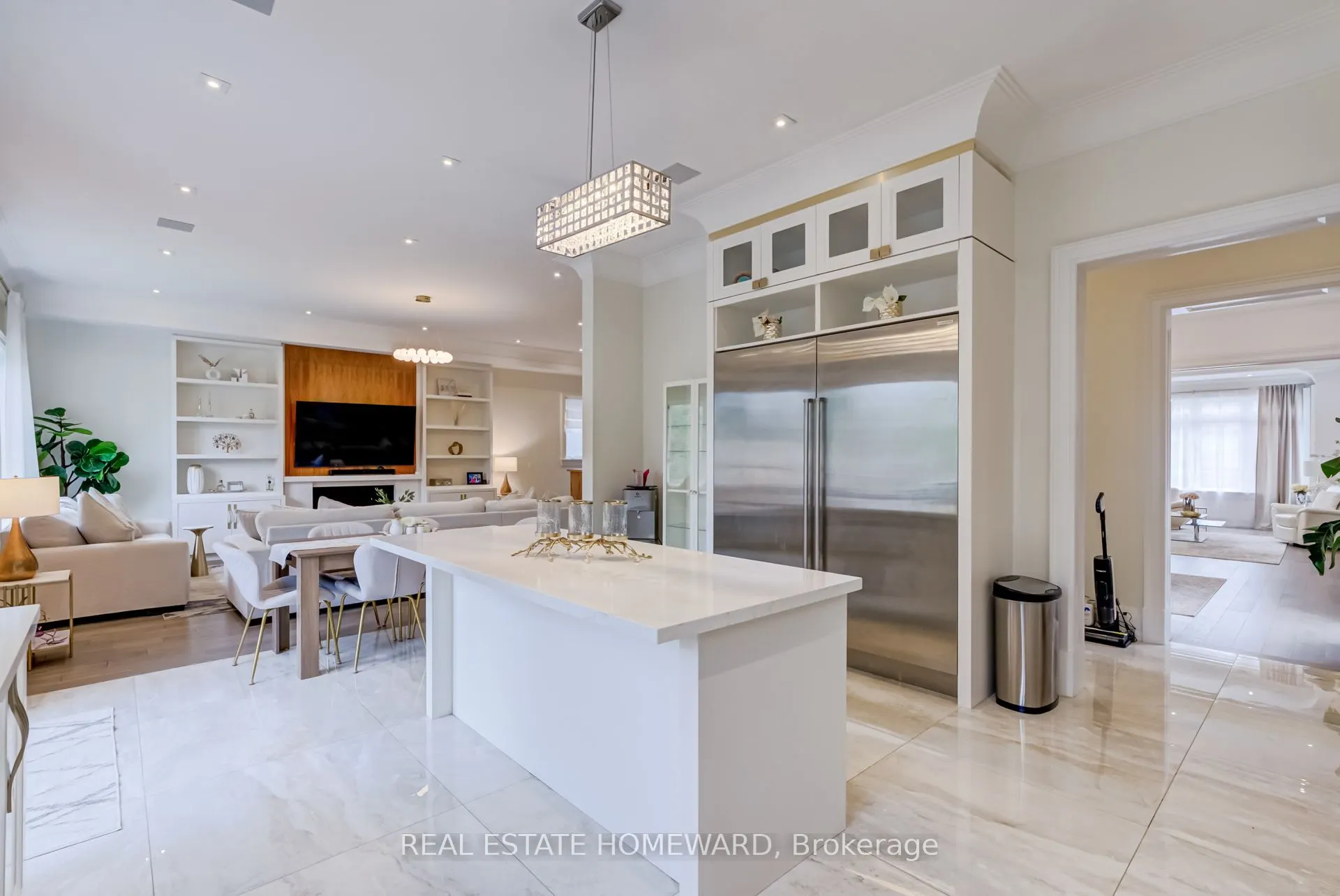 6 Mackay Drive