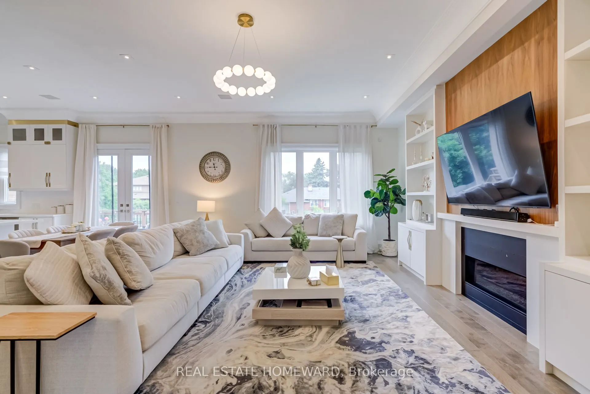 6 Mackay Drive