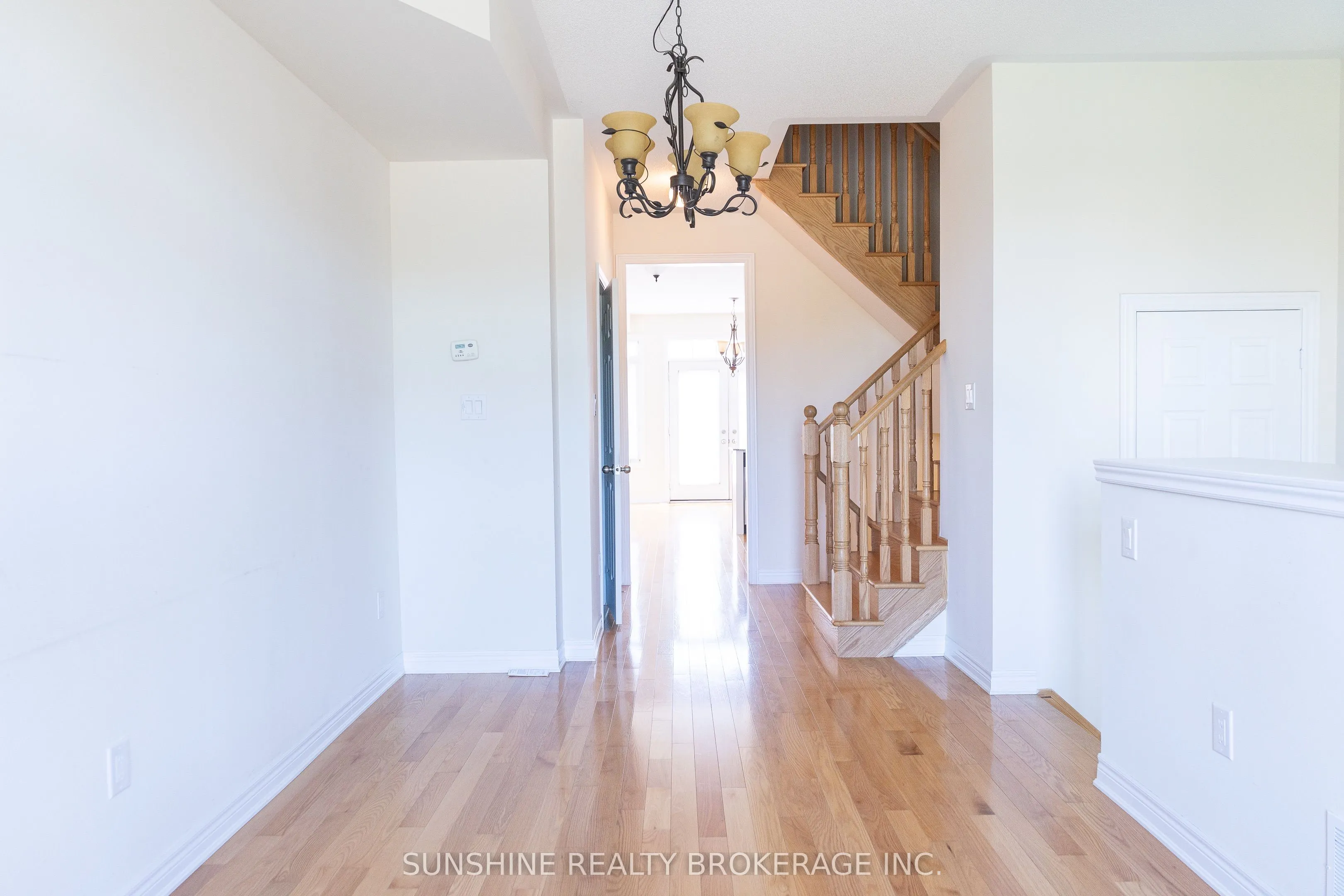 85 Dundas Way