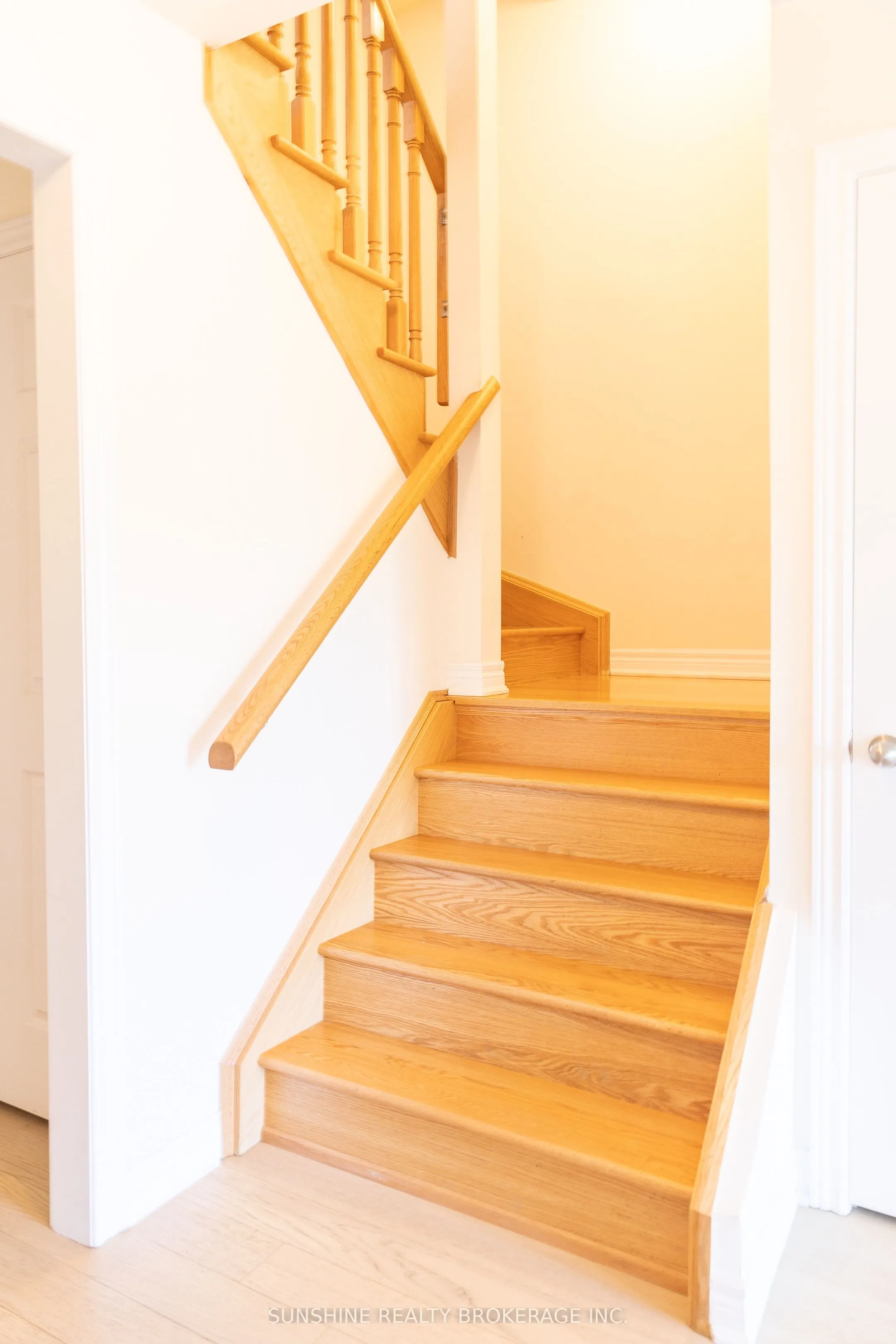 85 Dundas Way