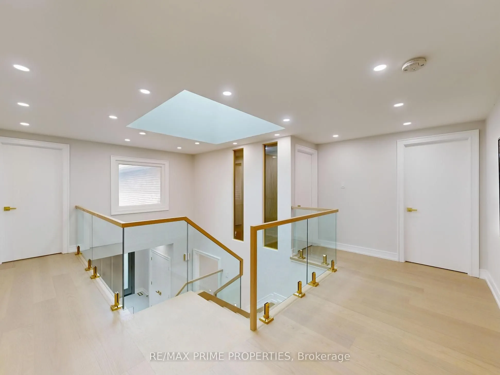 137 Old Surrey Lane