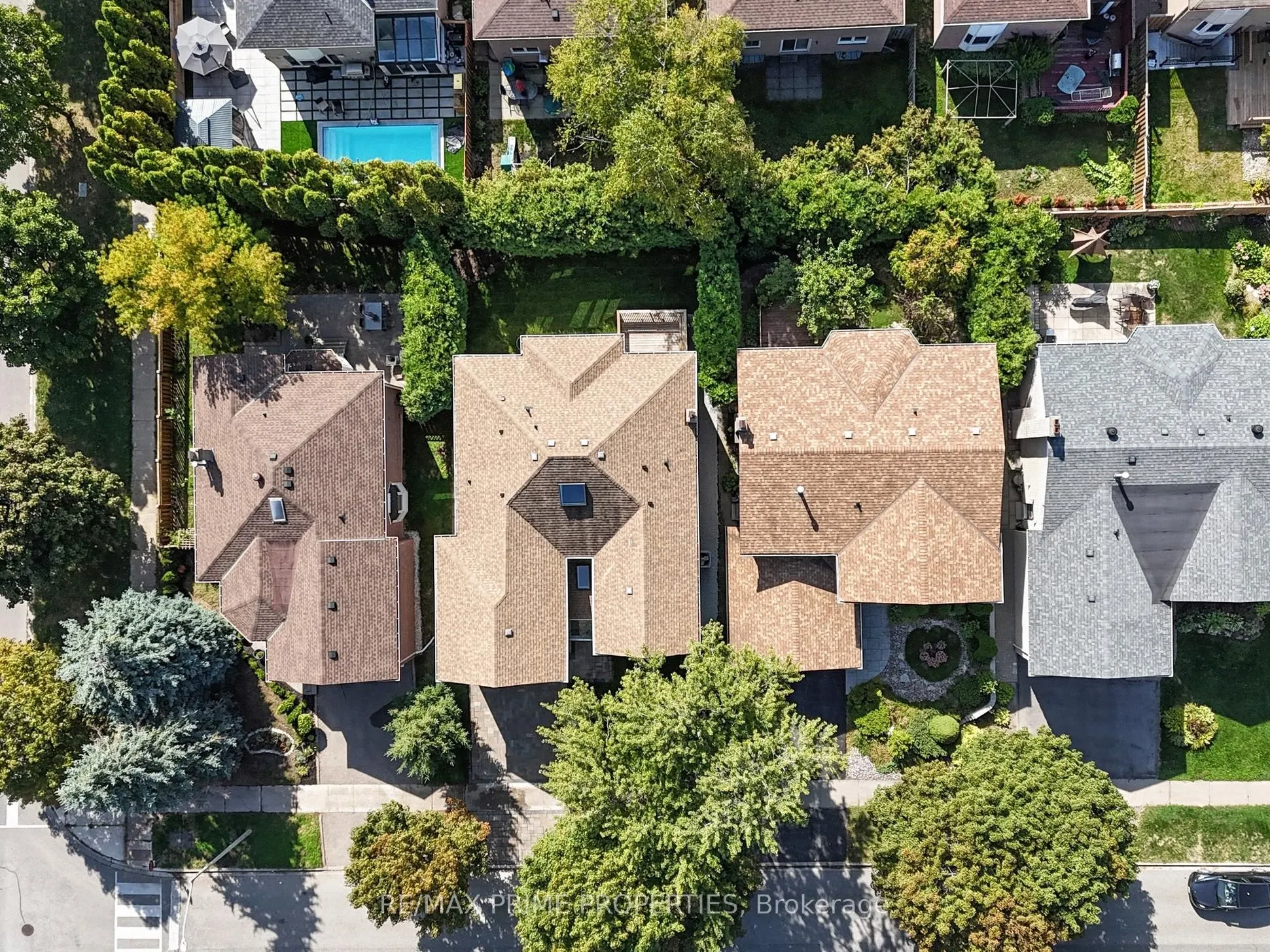 137 Old Surrey Lane