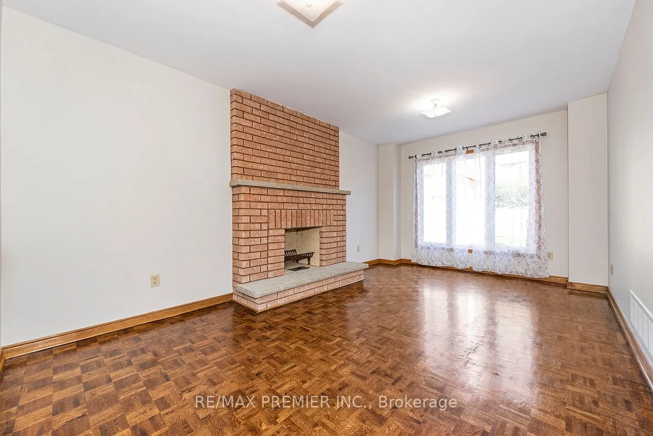 36 Castlehill Road