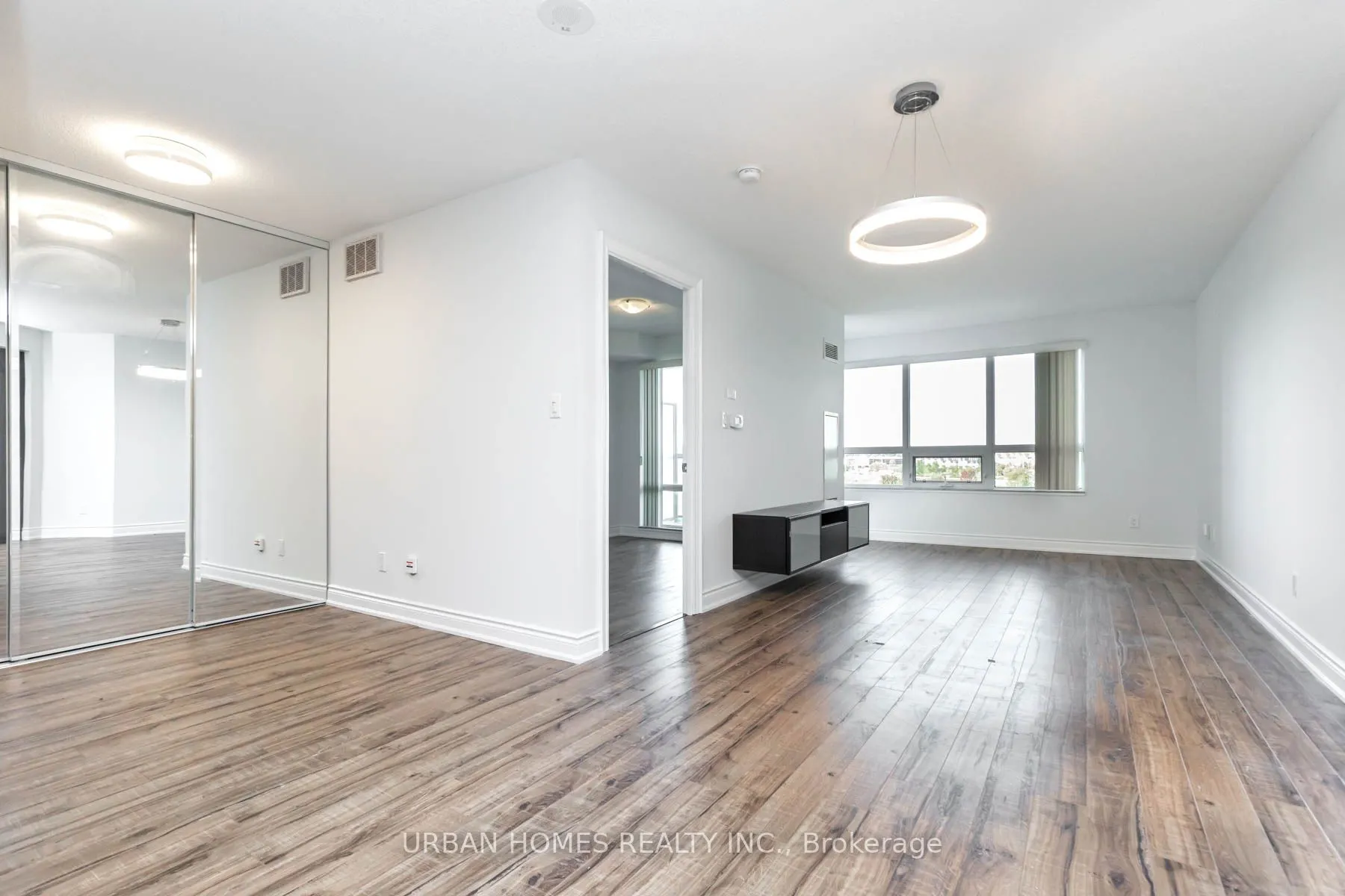 60 South Town Centre Boulevard, #620
