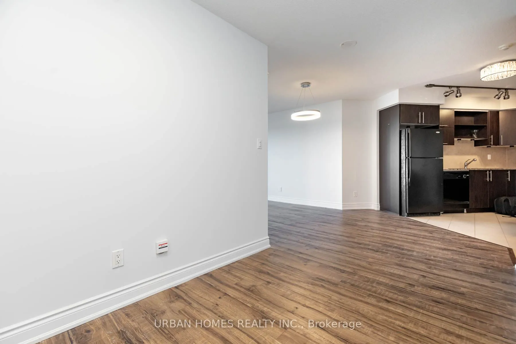 60 South Town Centre Boulevard, #620