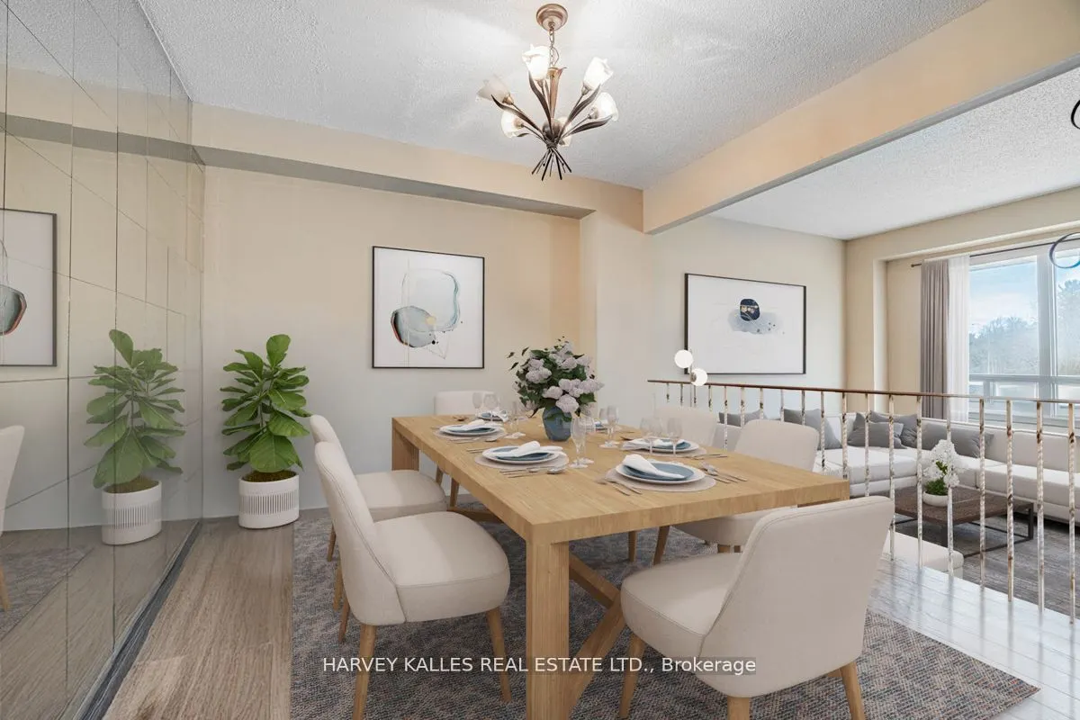 82 Poplar Crescent, #2