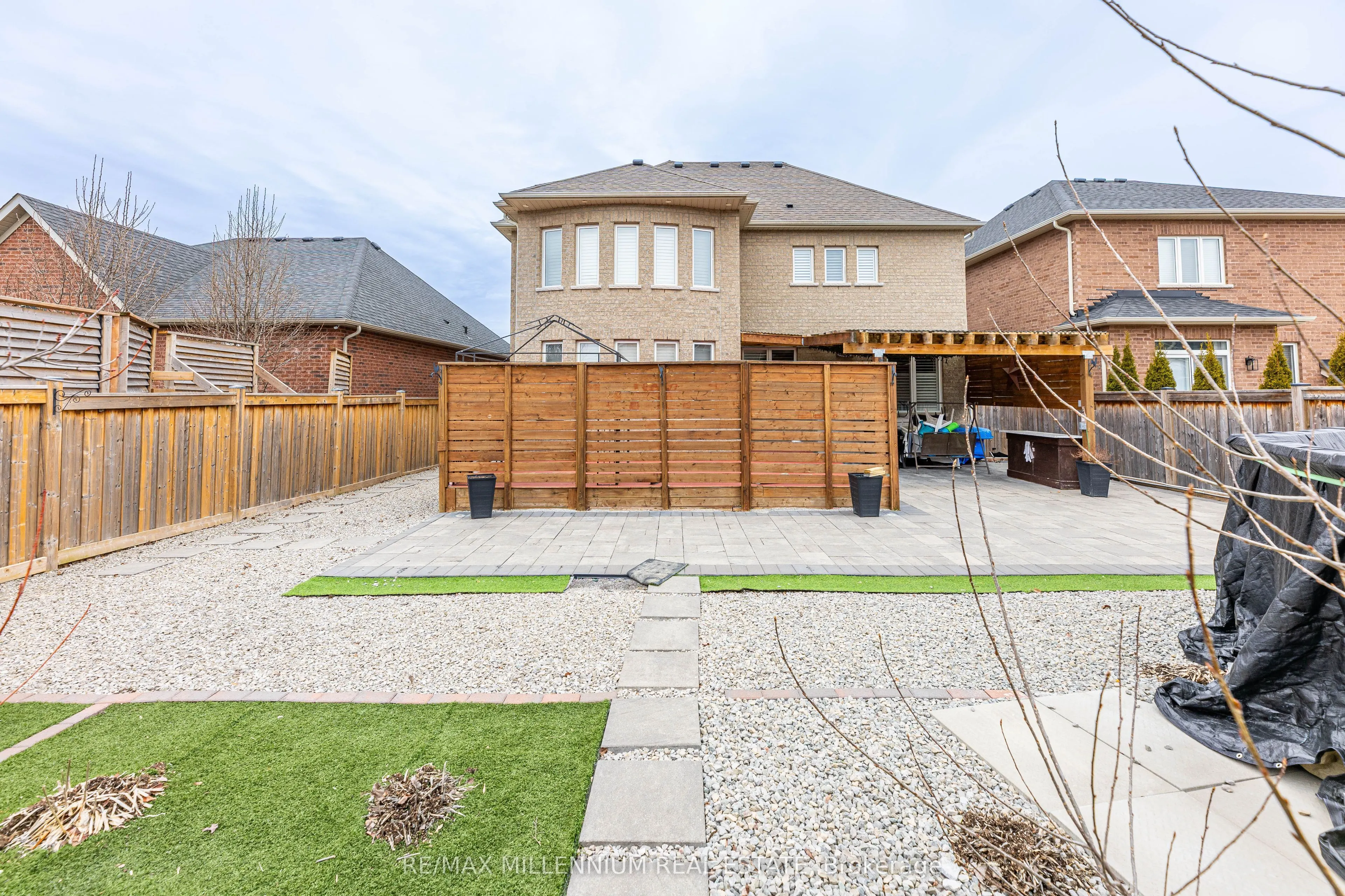 75 Copeland Crescent