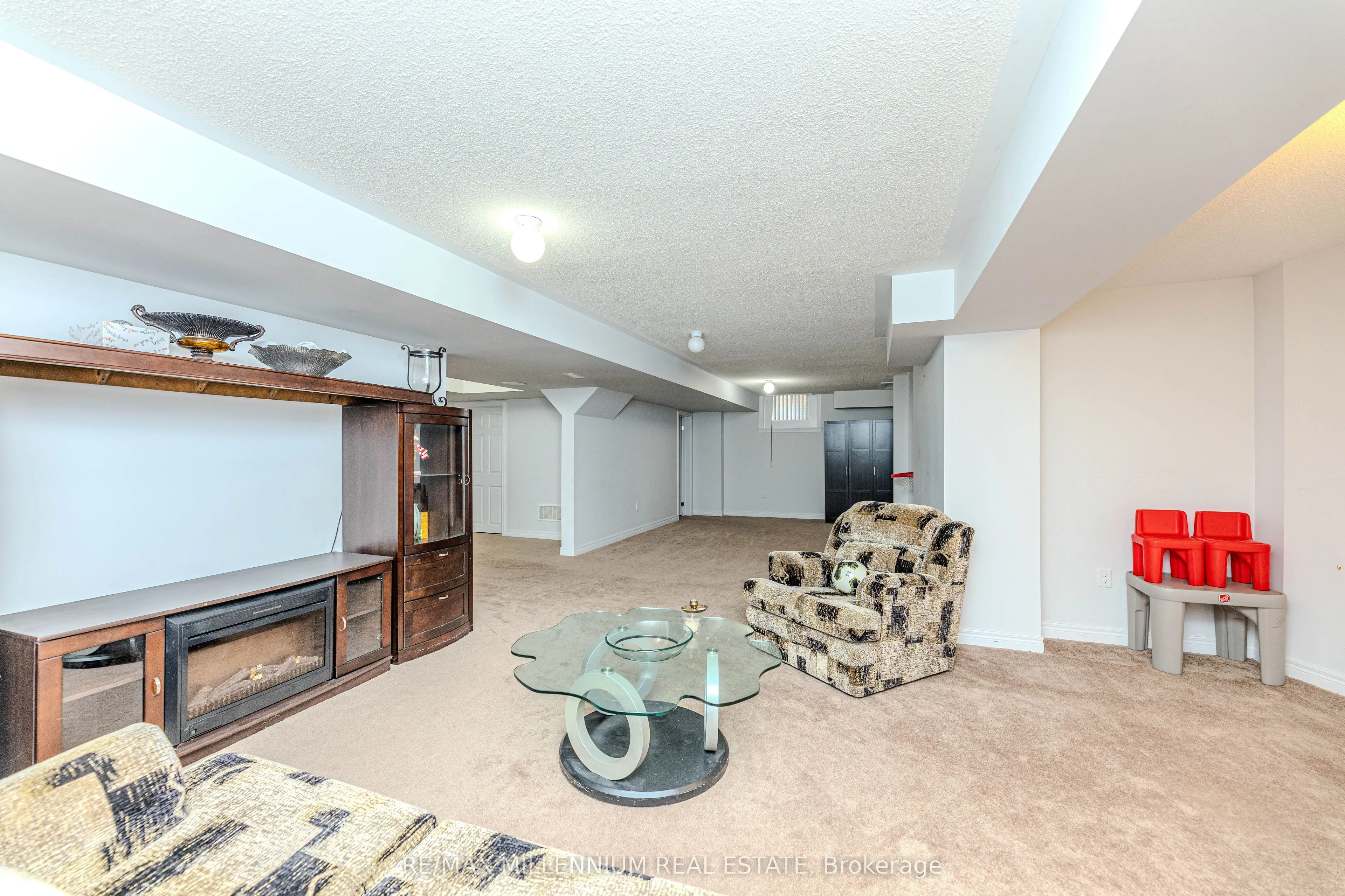 75 Copeland Crescent