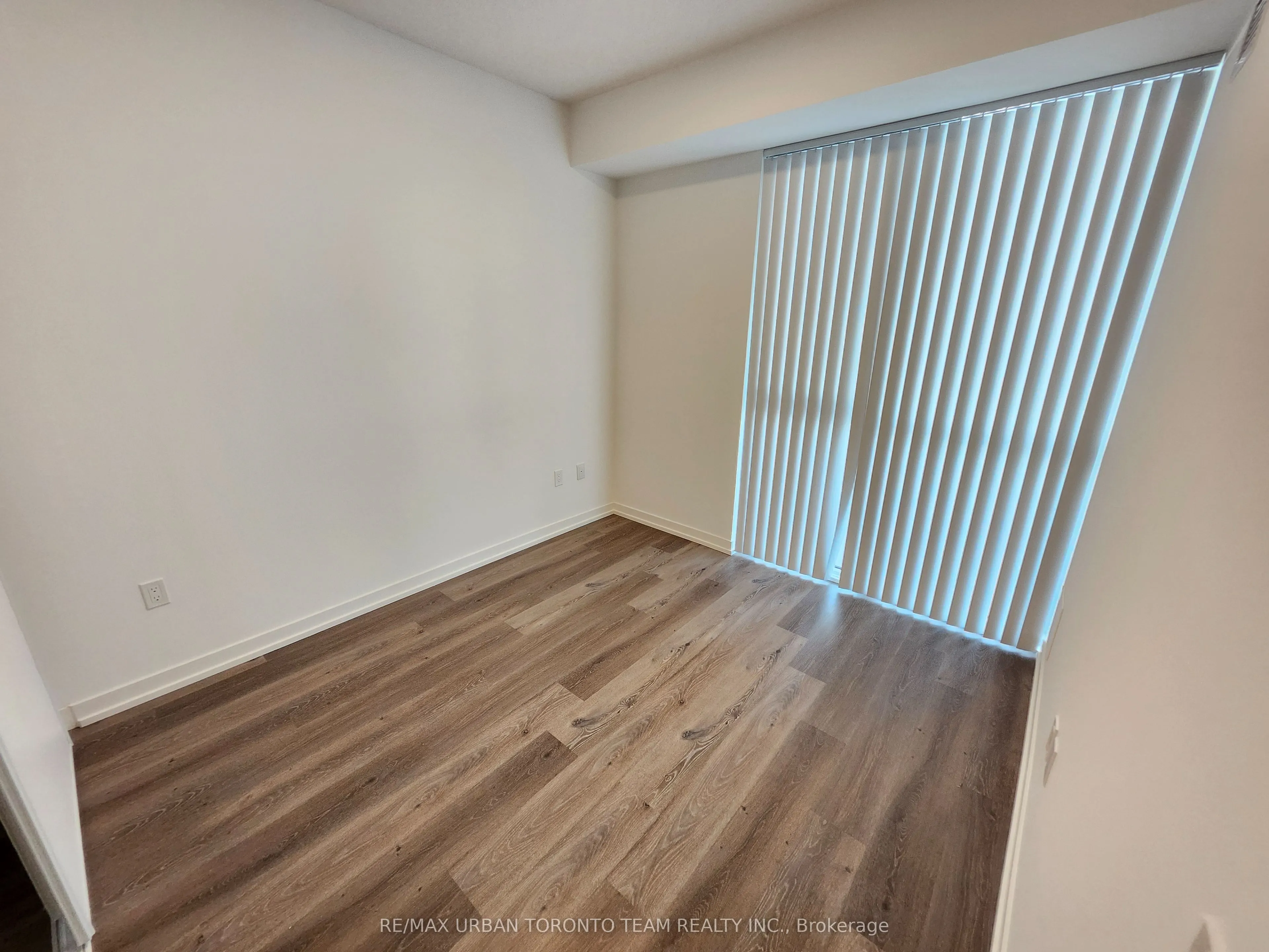 28 Interchange Way, #1515
