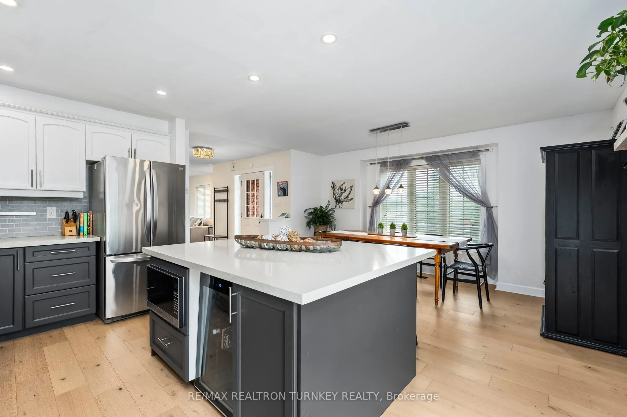 84 Admiral Crescent