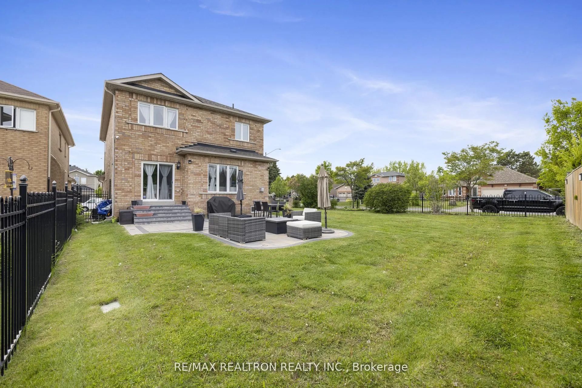 1 Emily Court