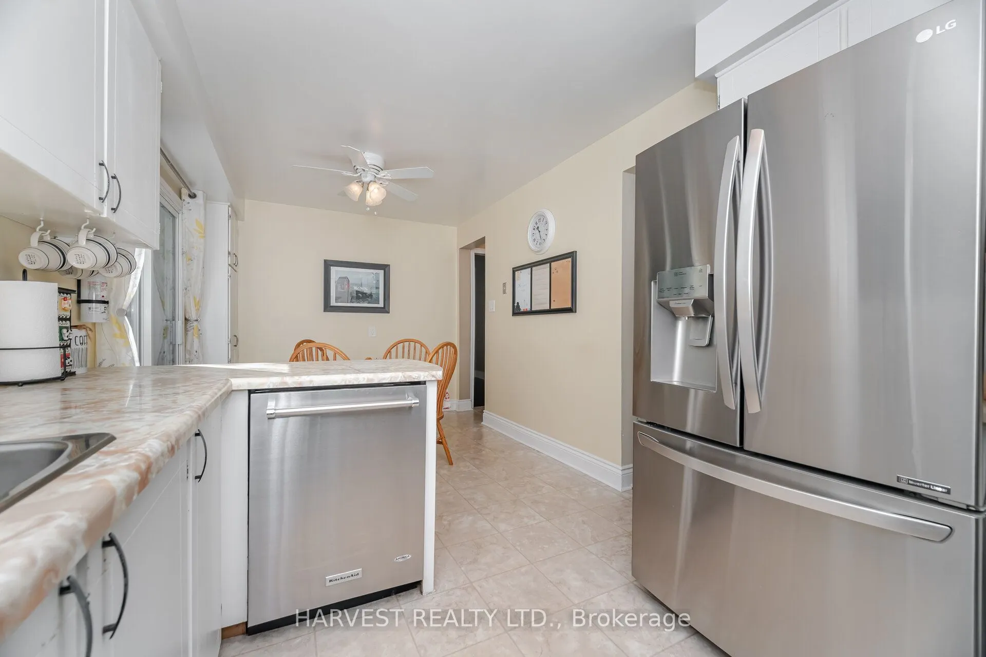 354 Darlington Crescent E