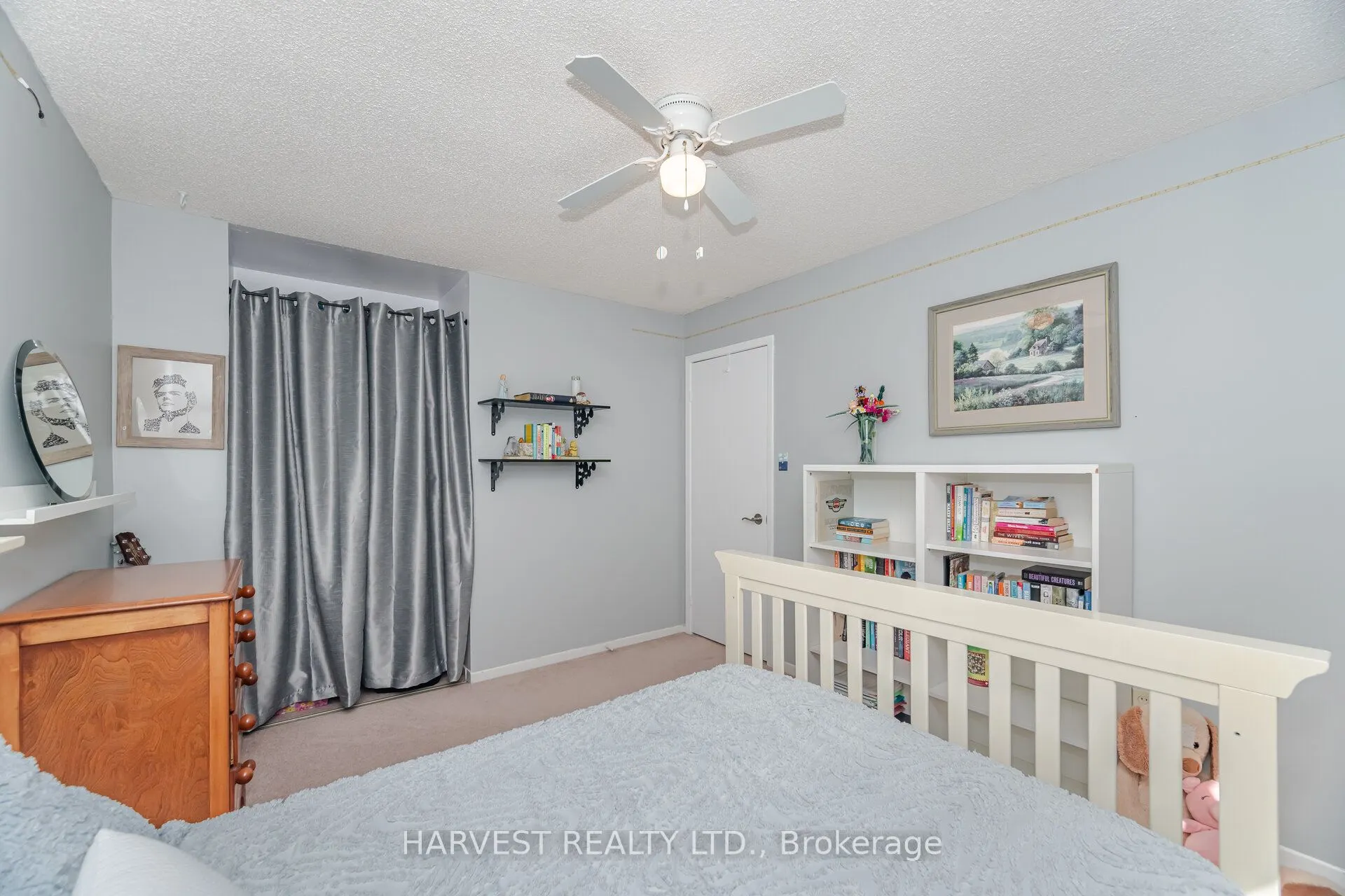 354 Darlington Crescent E