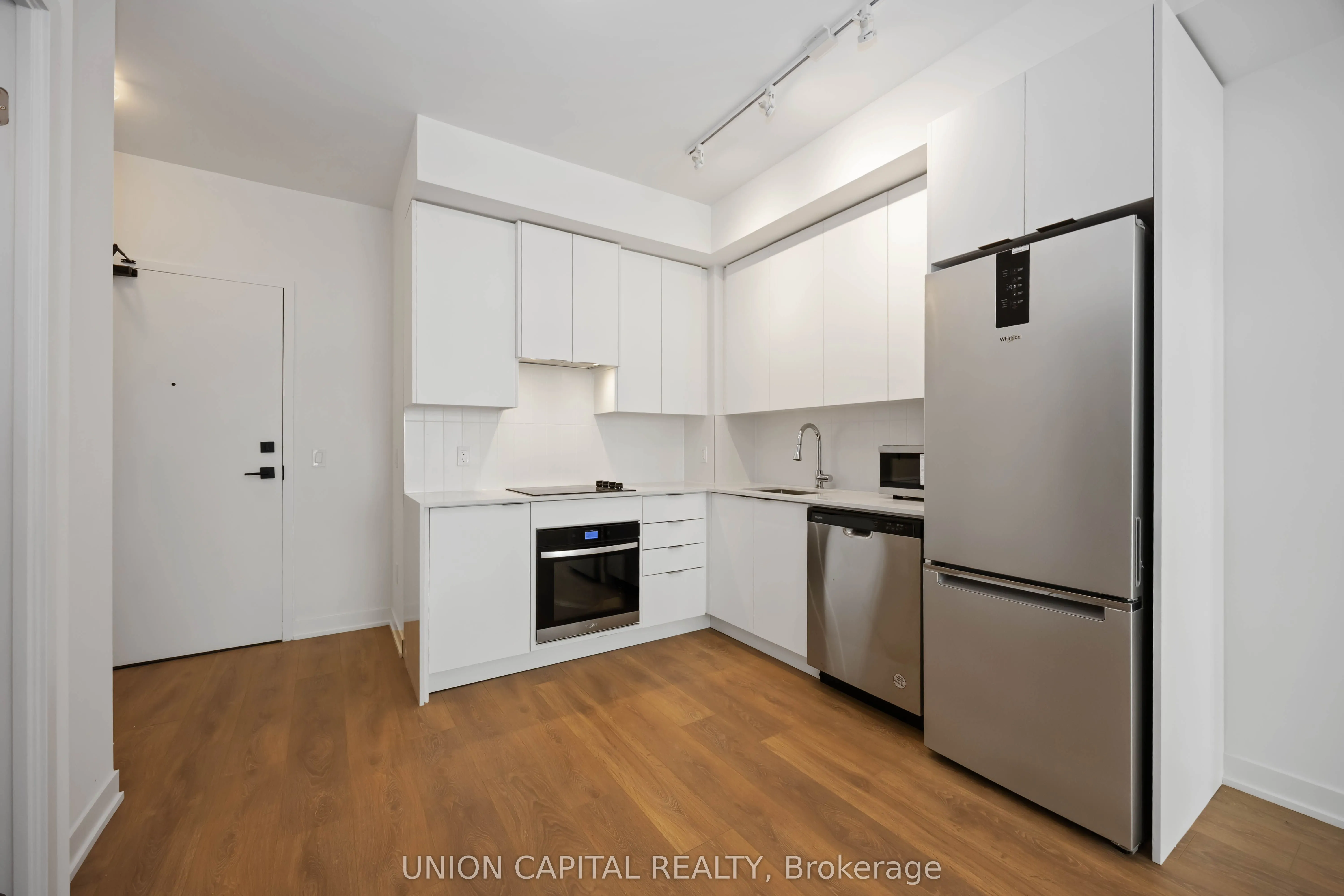 10 ABEJA Street, #2114