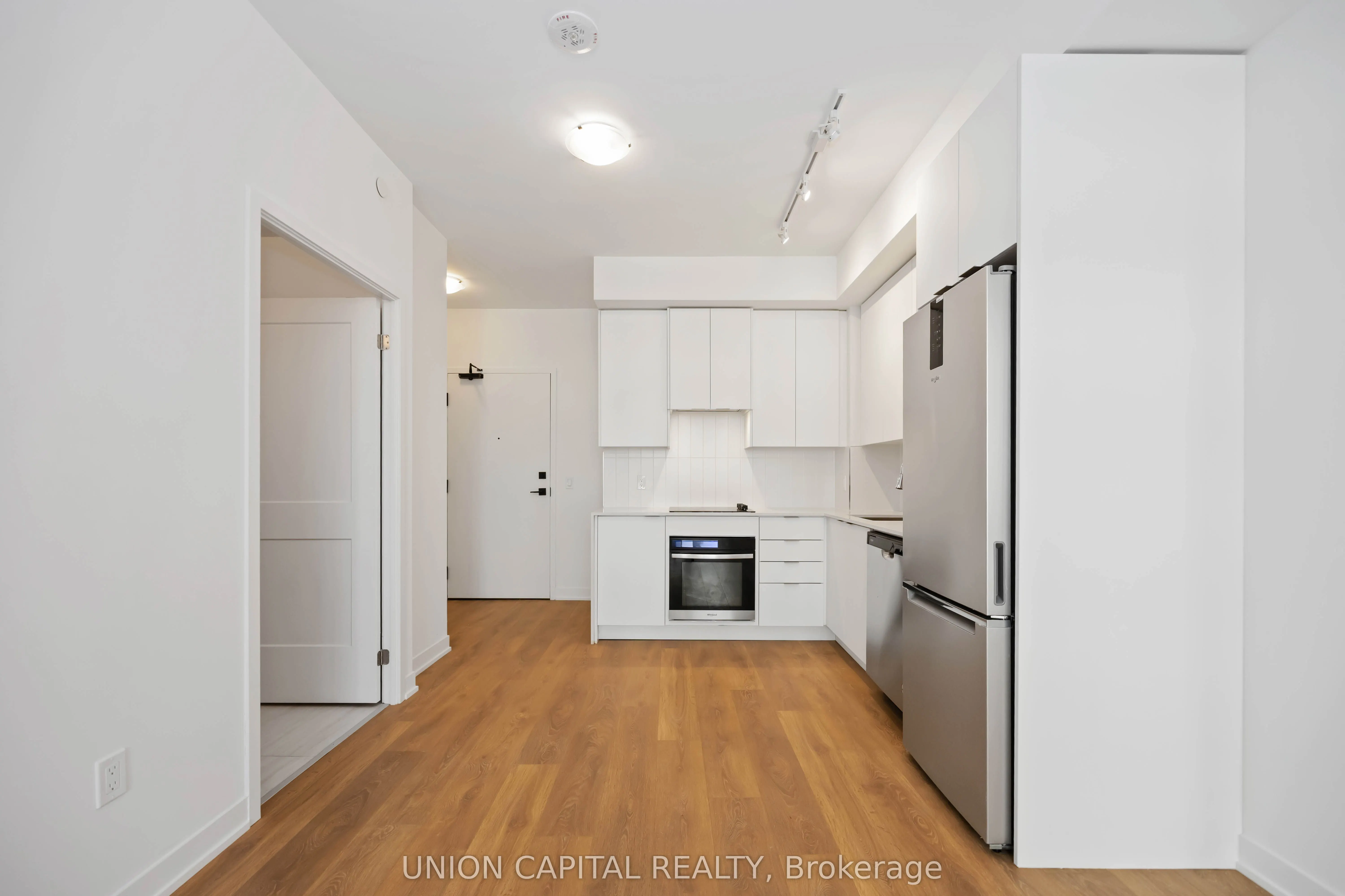 10 ABEJA Street, #2114