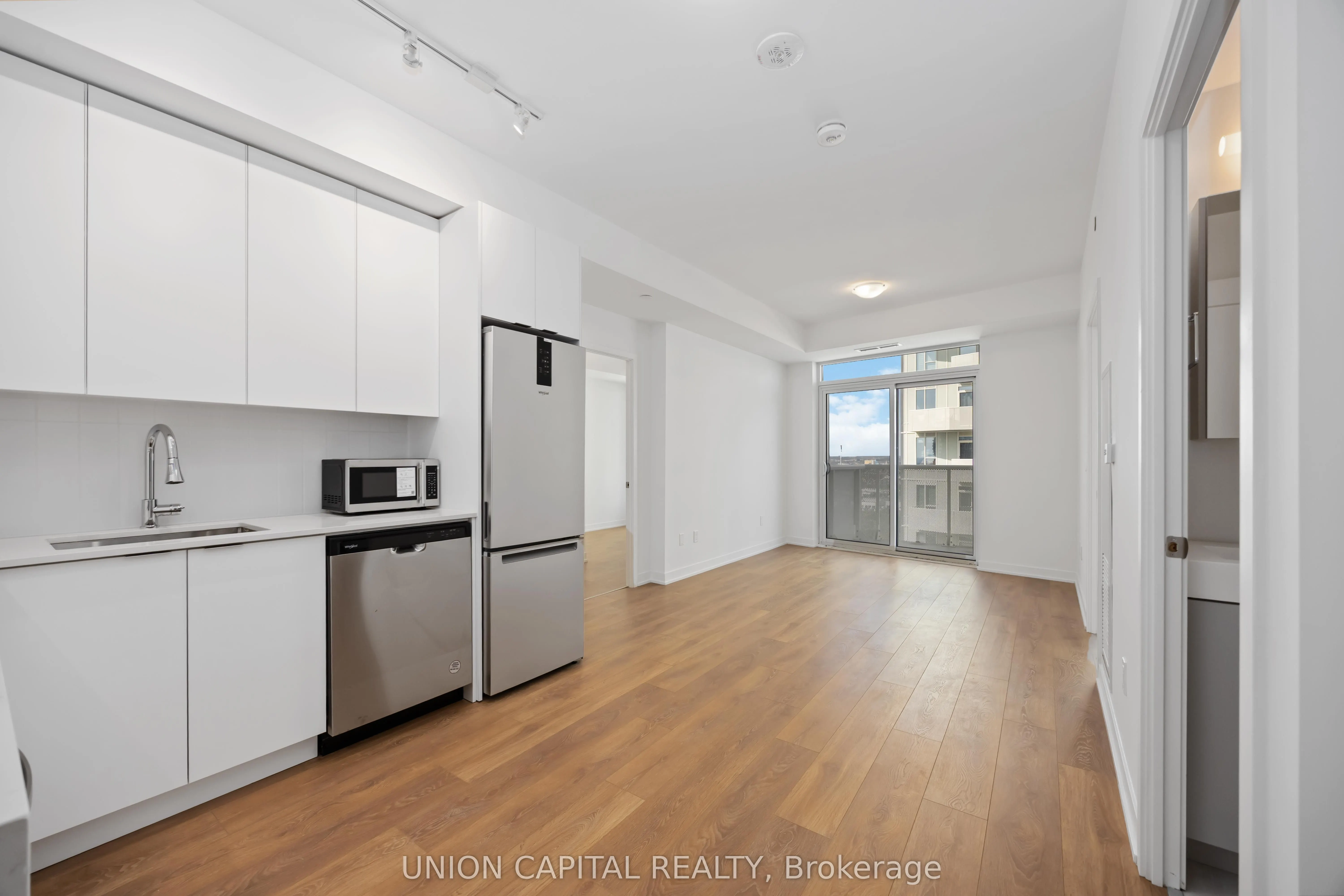 10 ABEJA Street, #2114