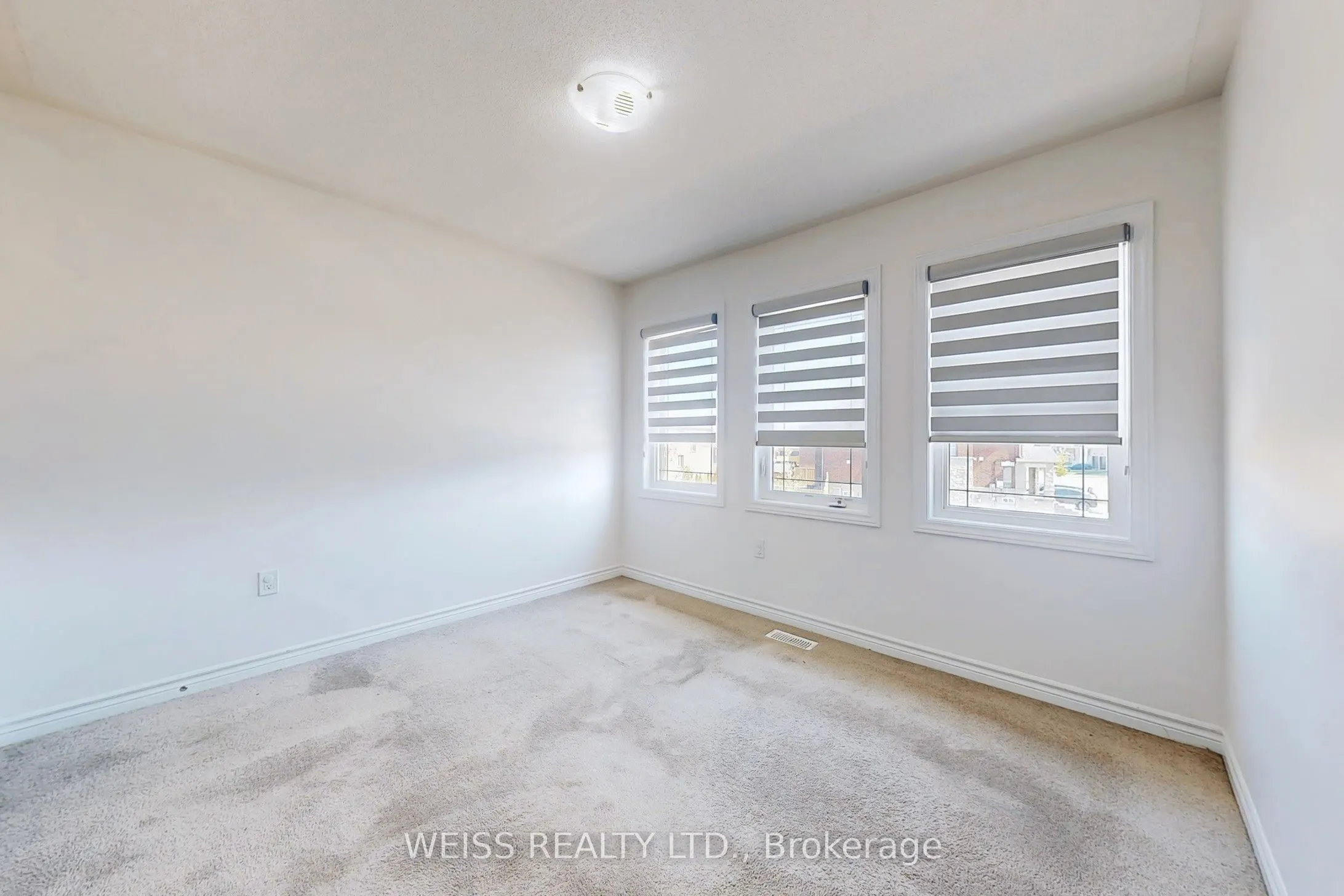 42 Terry Clayton Avenue