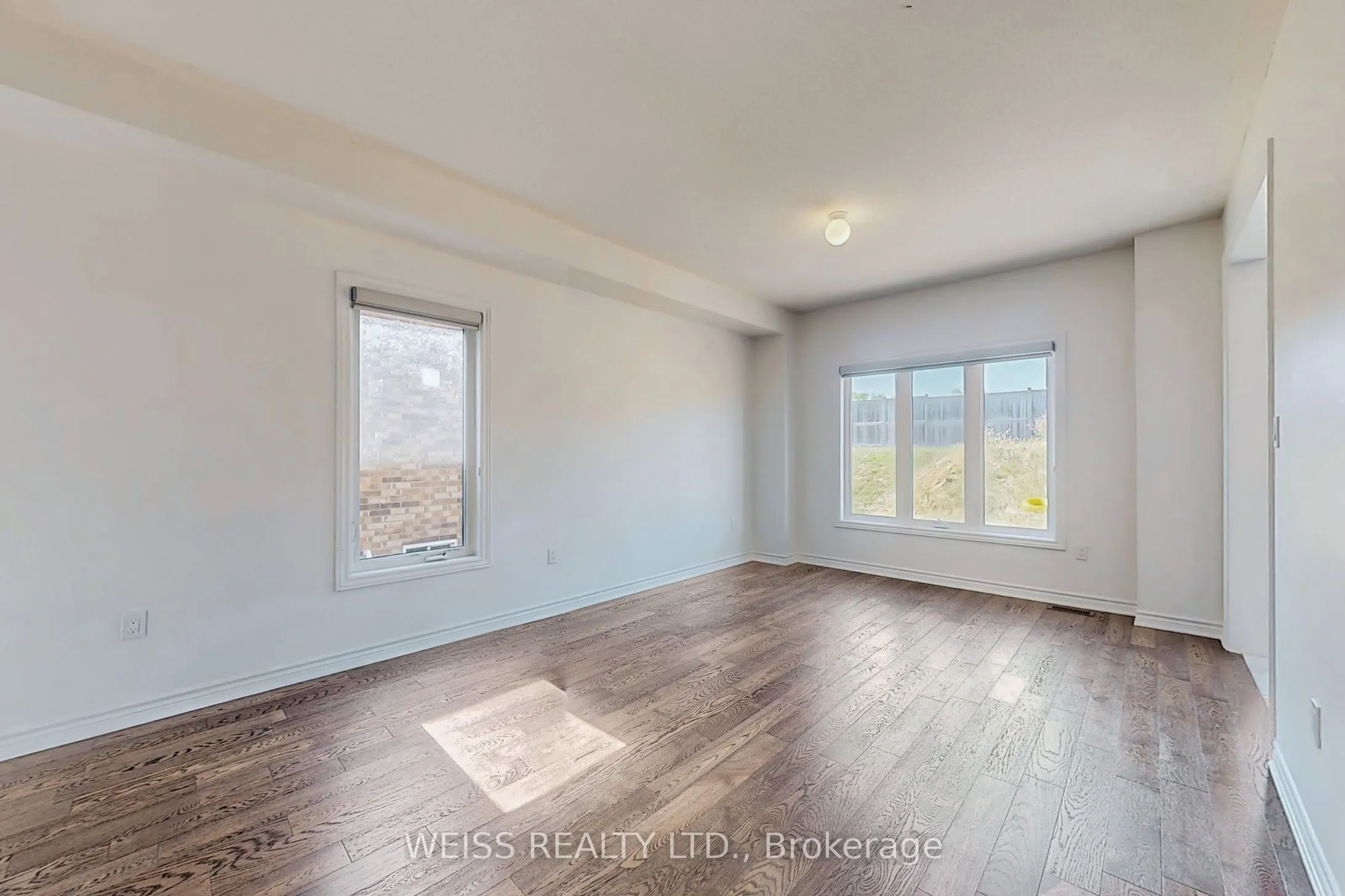 42 Terry Clayton Avenue