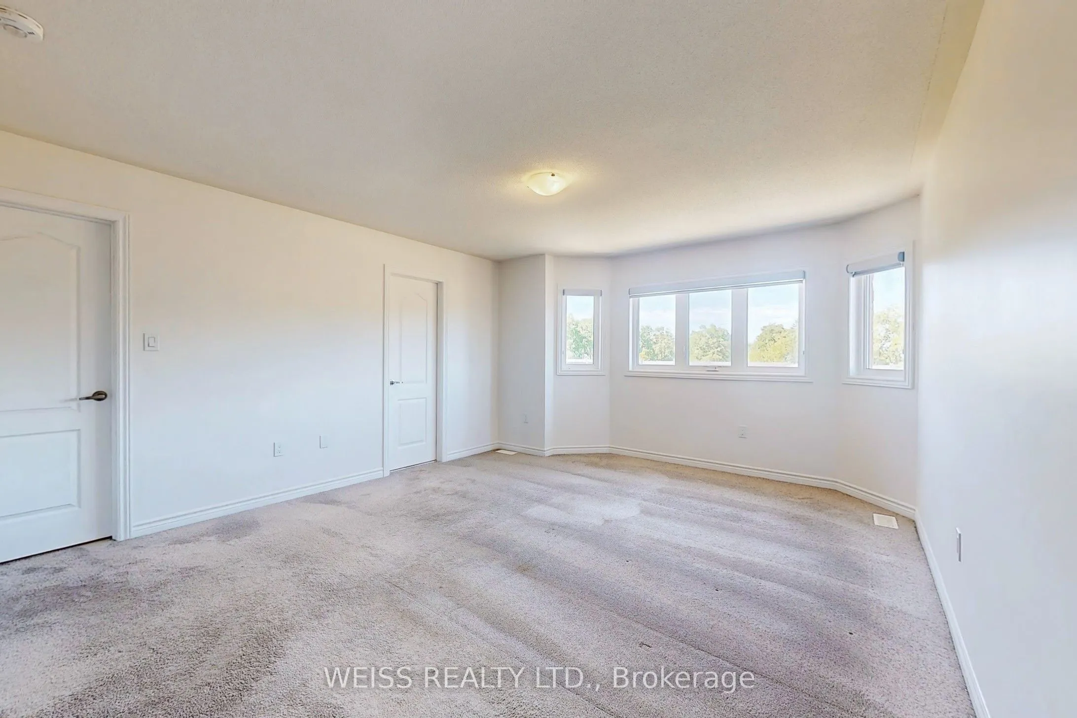 42 Terry Clayton Avenue