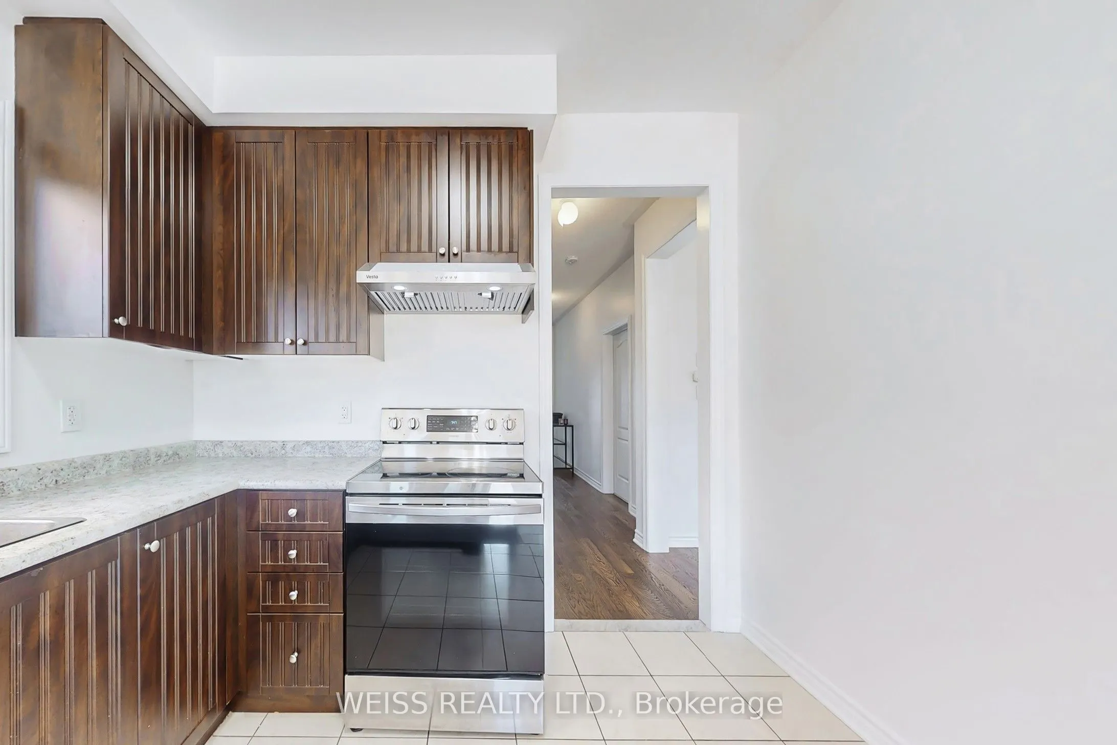42 Terry Clayton Avenue