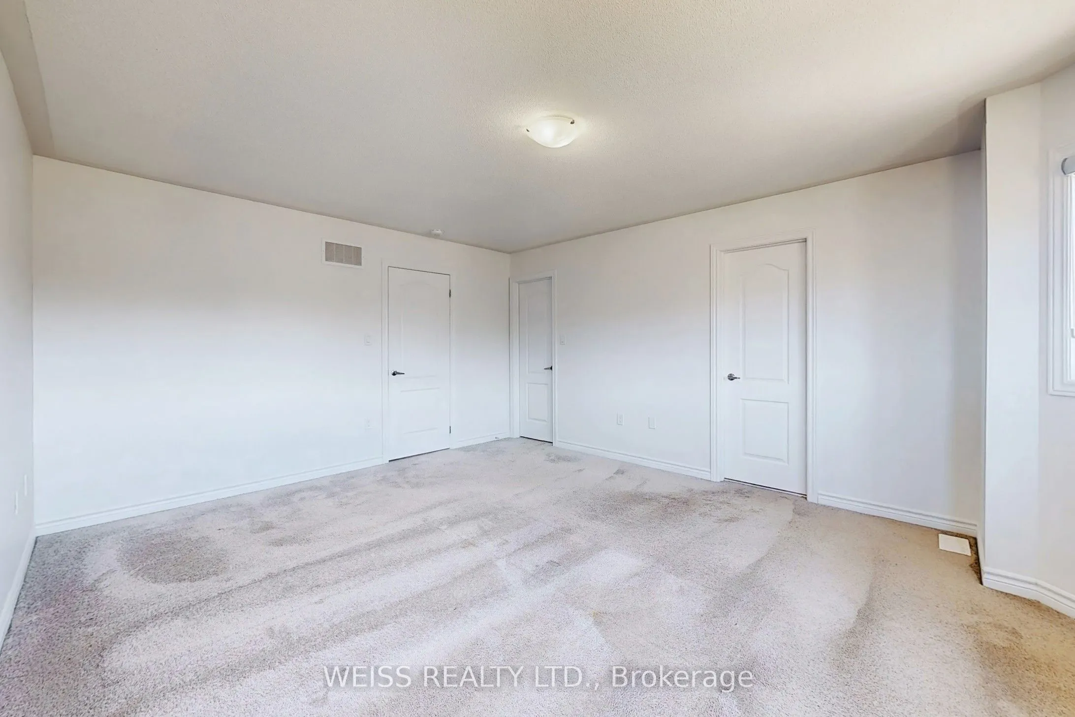 42 Terry Clayton Avenue