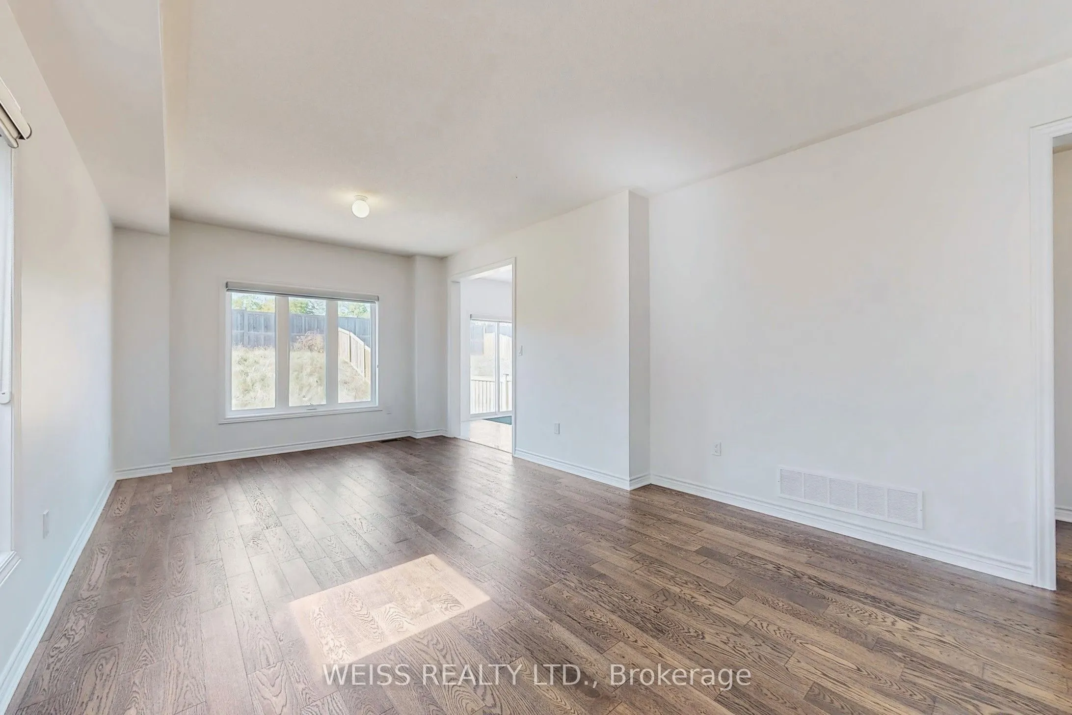42 Terry Clayton Avenue