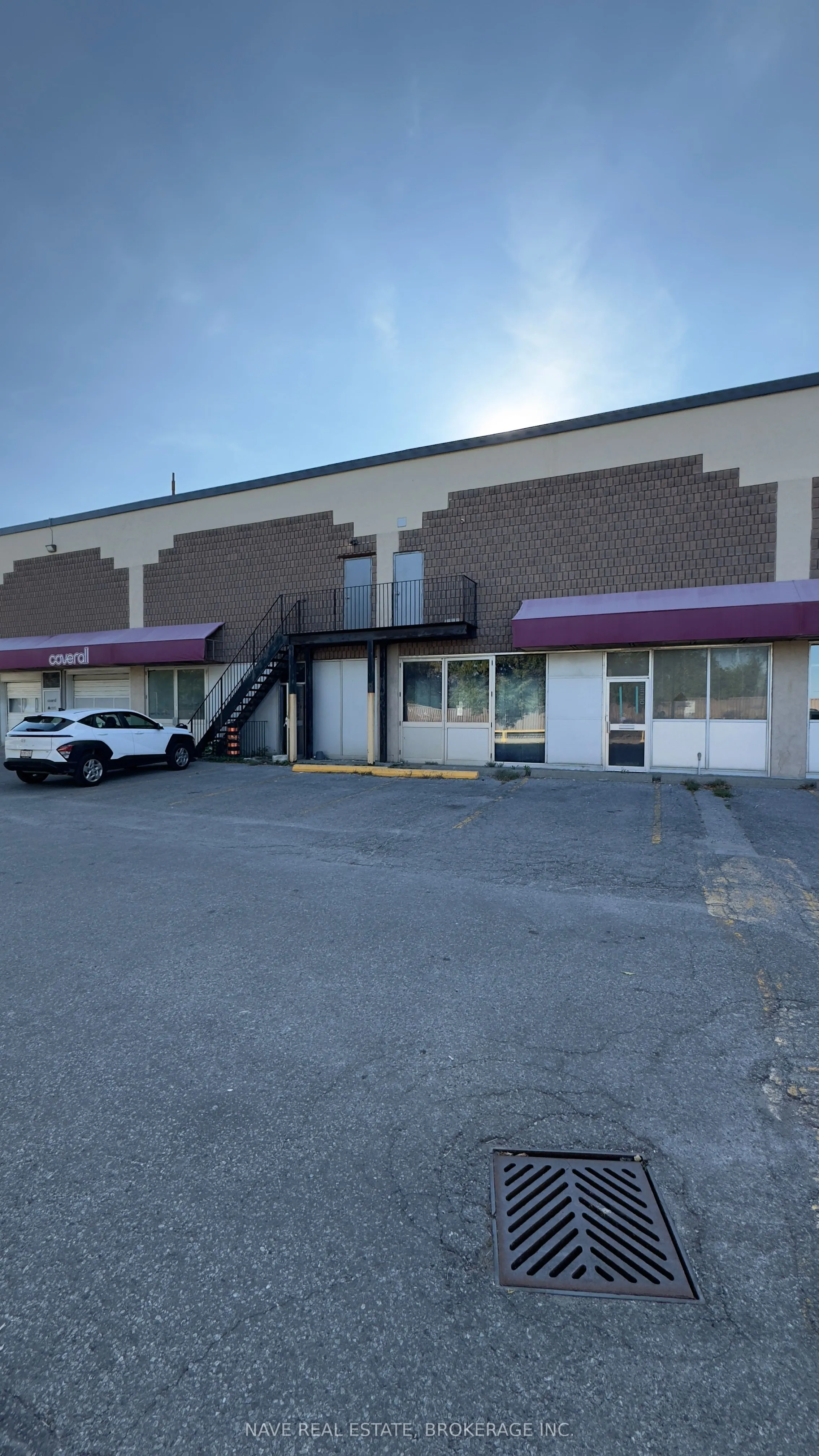 17335 Yonge Street, #10