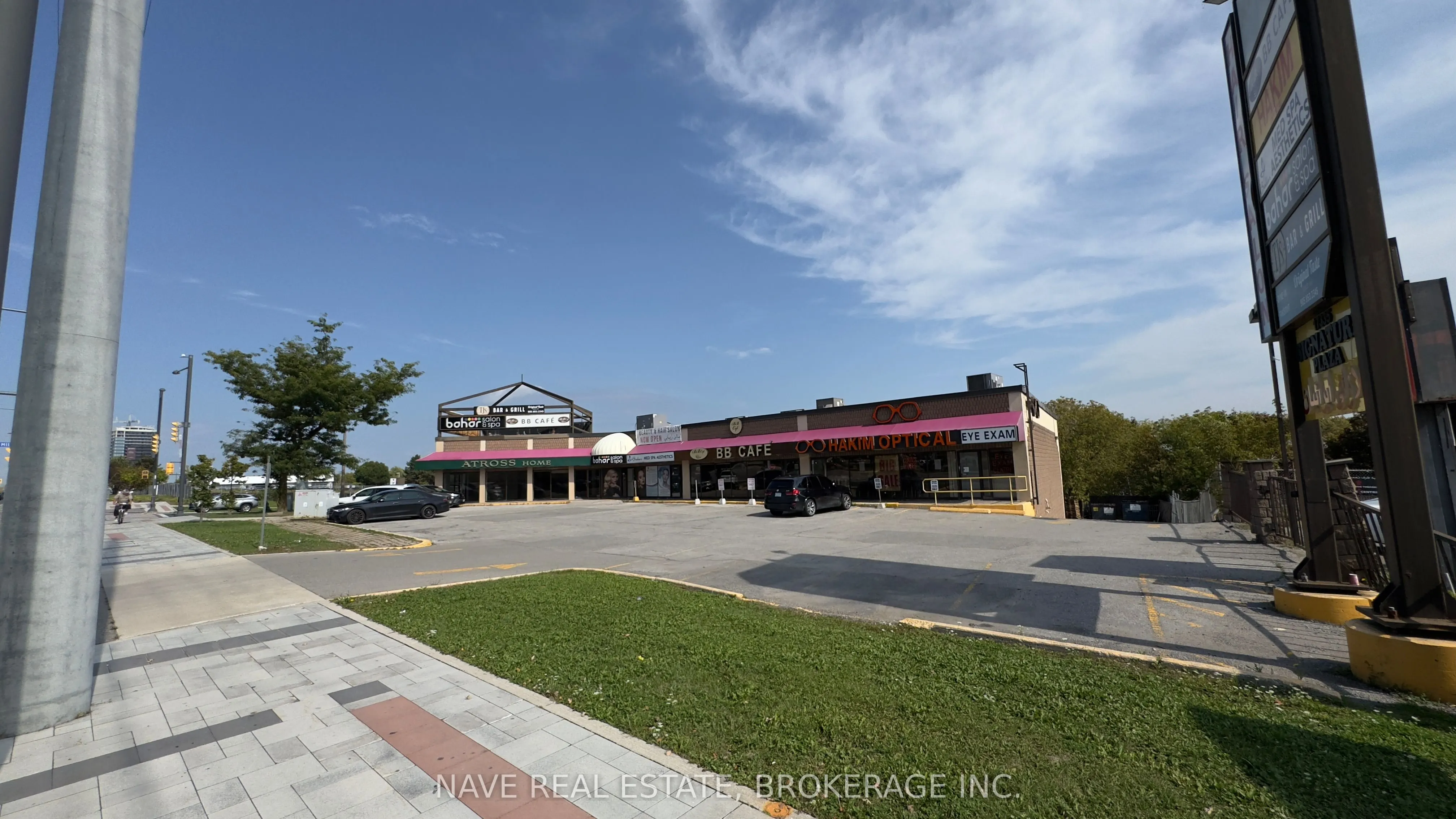 17335 Yonge Street, #10