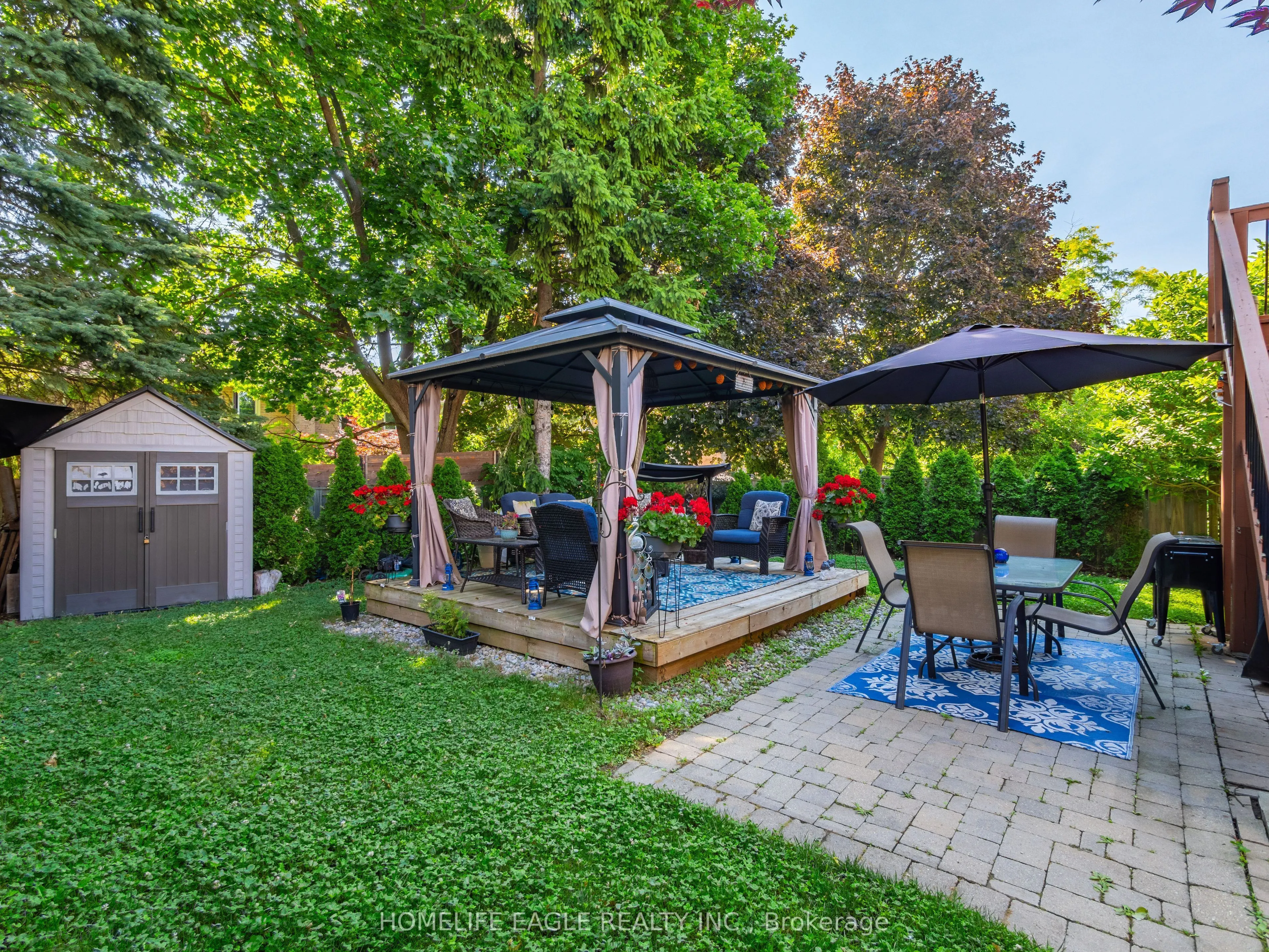 30 Moffat Crescent
