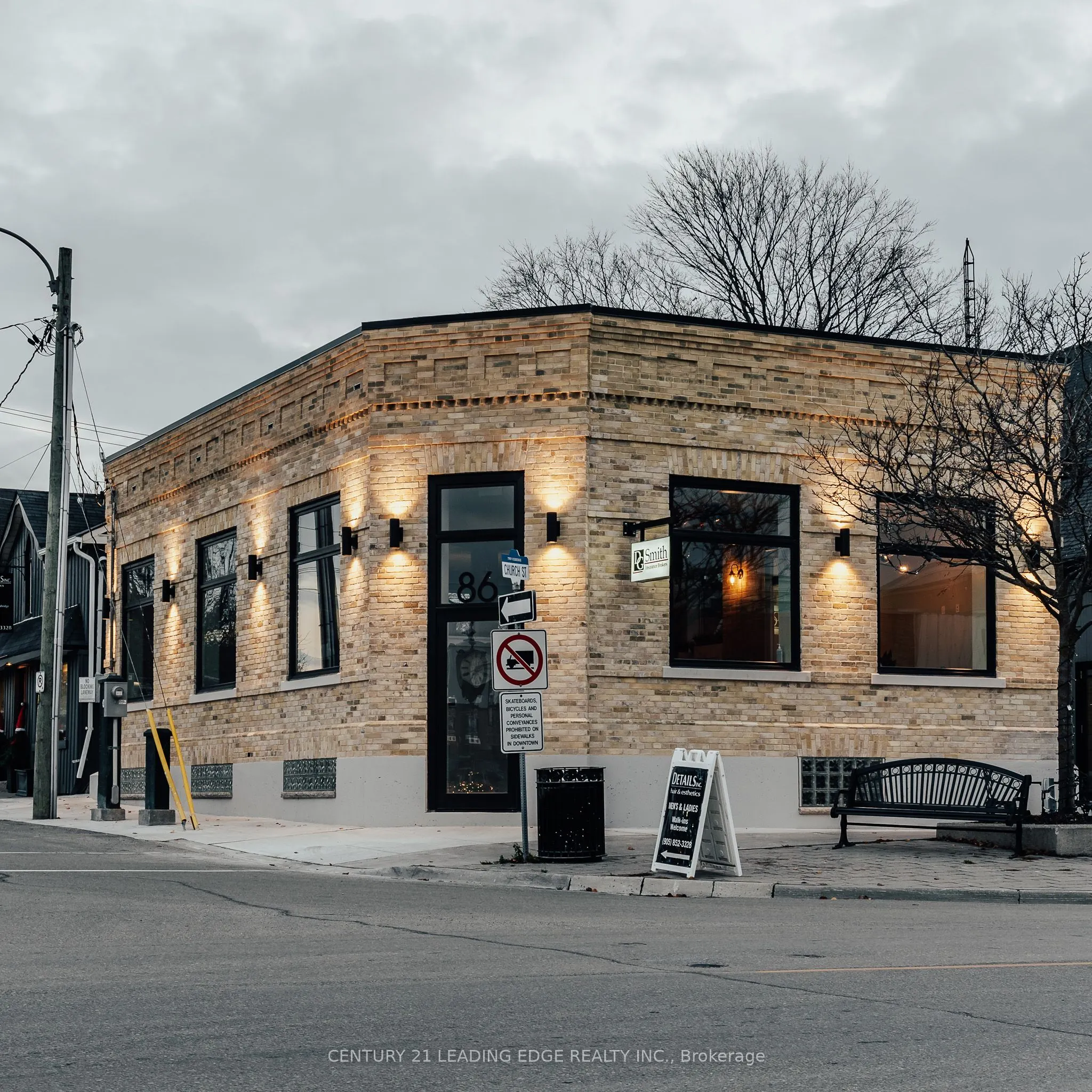 86 Brock Street W