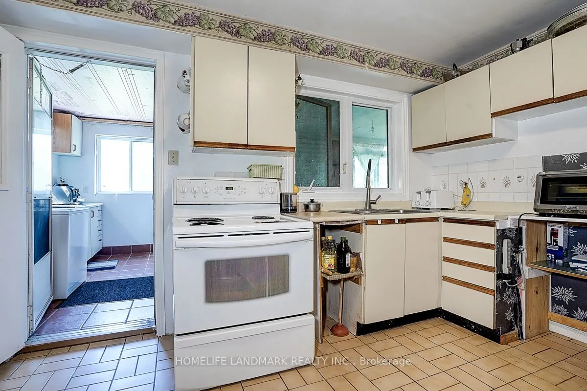 6068 Bloomington Road