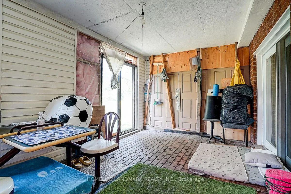 6068 Bloomington Road