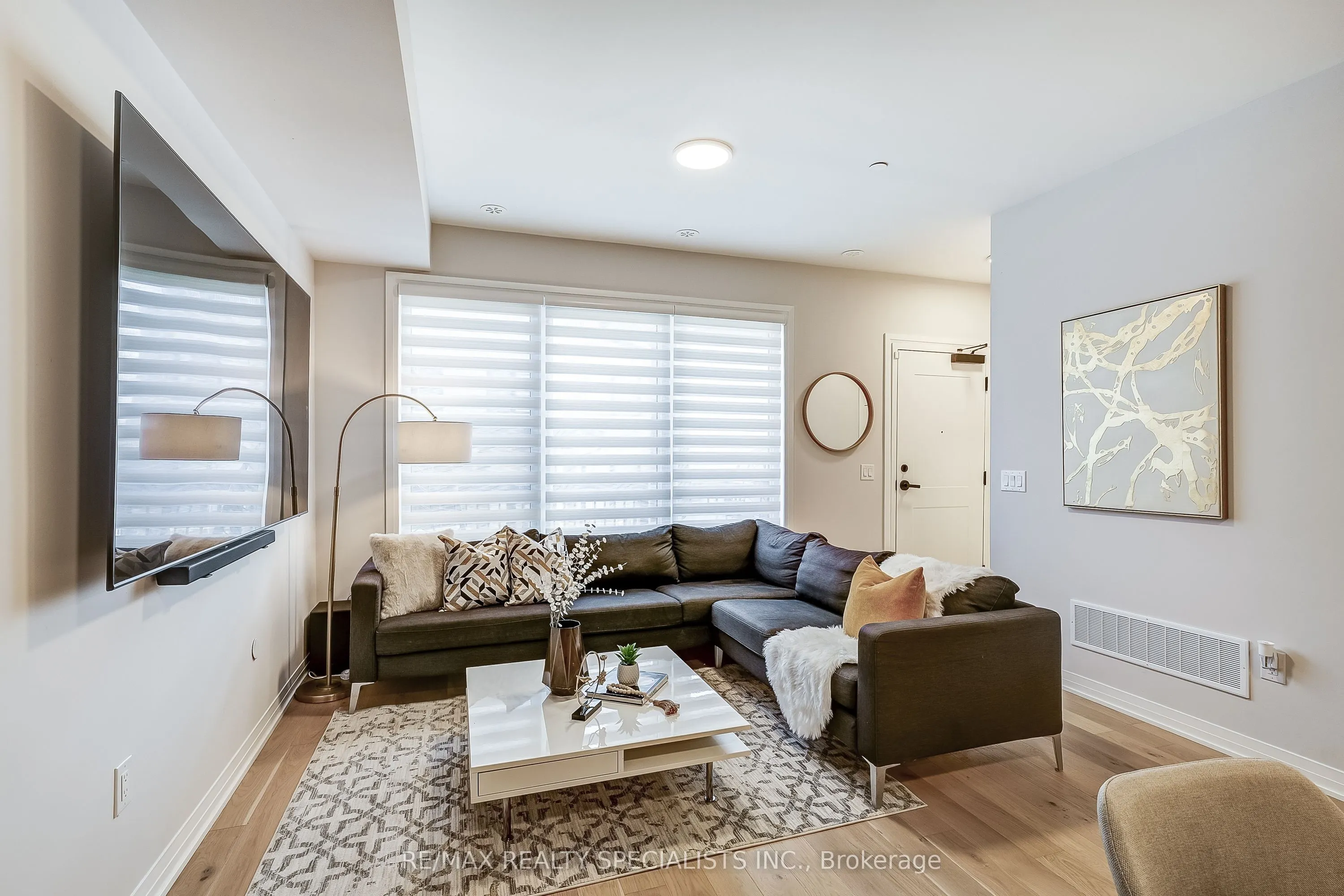 50 Baynes Way, #2
