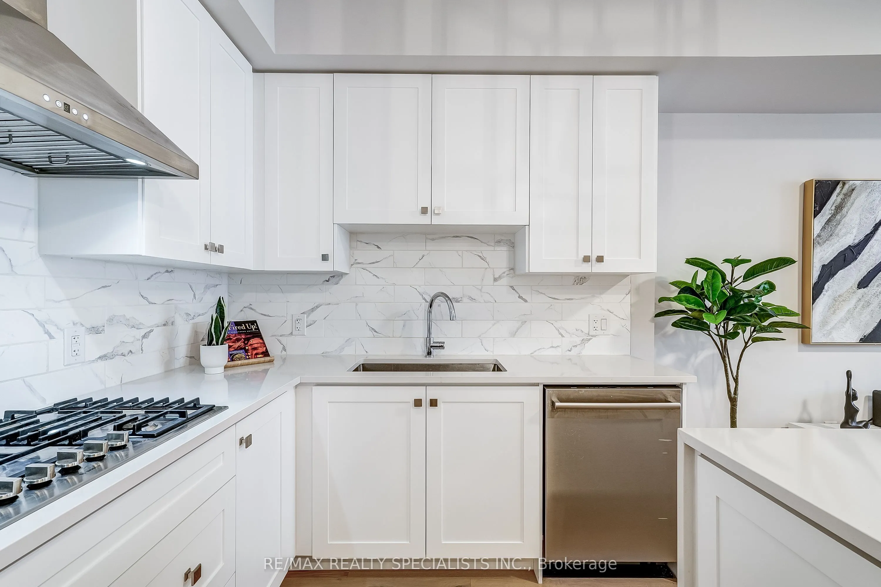50 Baynes Way, #2