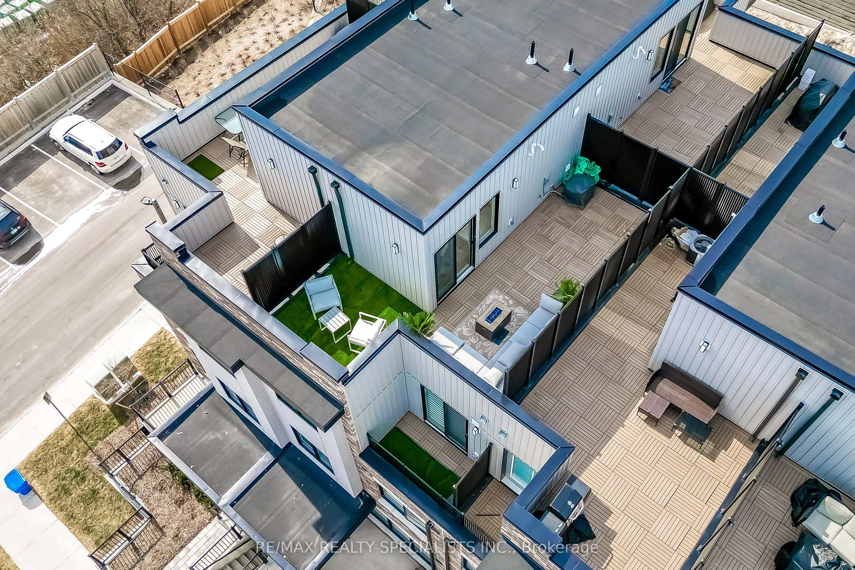 50 Baynes Way, #2
